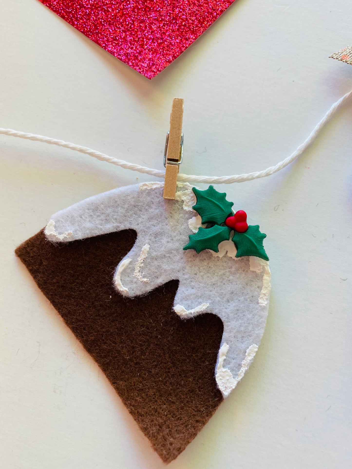 Miniature Felt Fruitcake and Christmas Pudding Baking Clothesline Banner Garland Bunting Wall Hanging Decoration for December