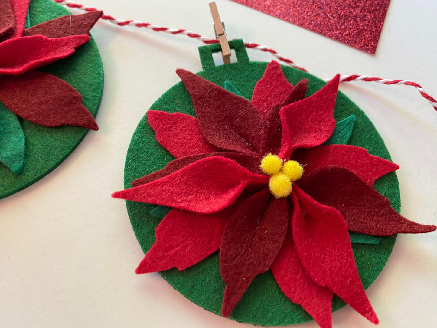 Felt Poinsettia Flower Christmas Holiday Ornament Garland Banner Bunting Wall Hanging Decoration for December