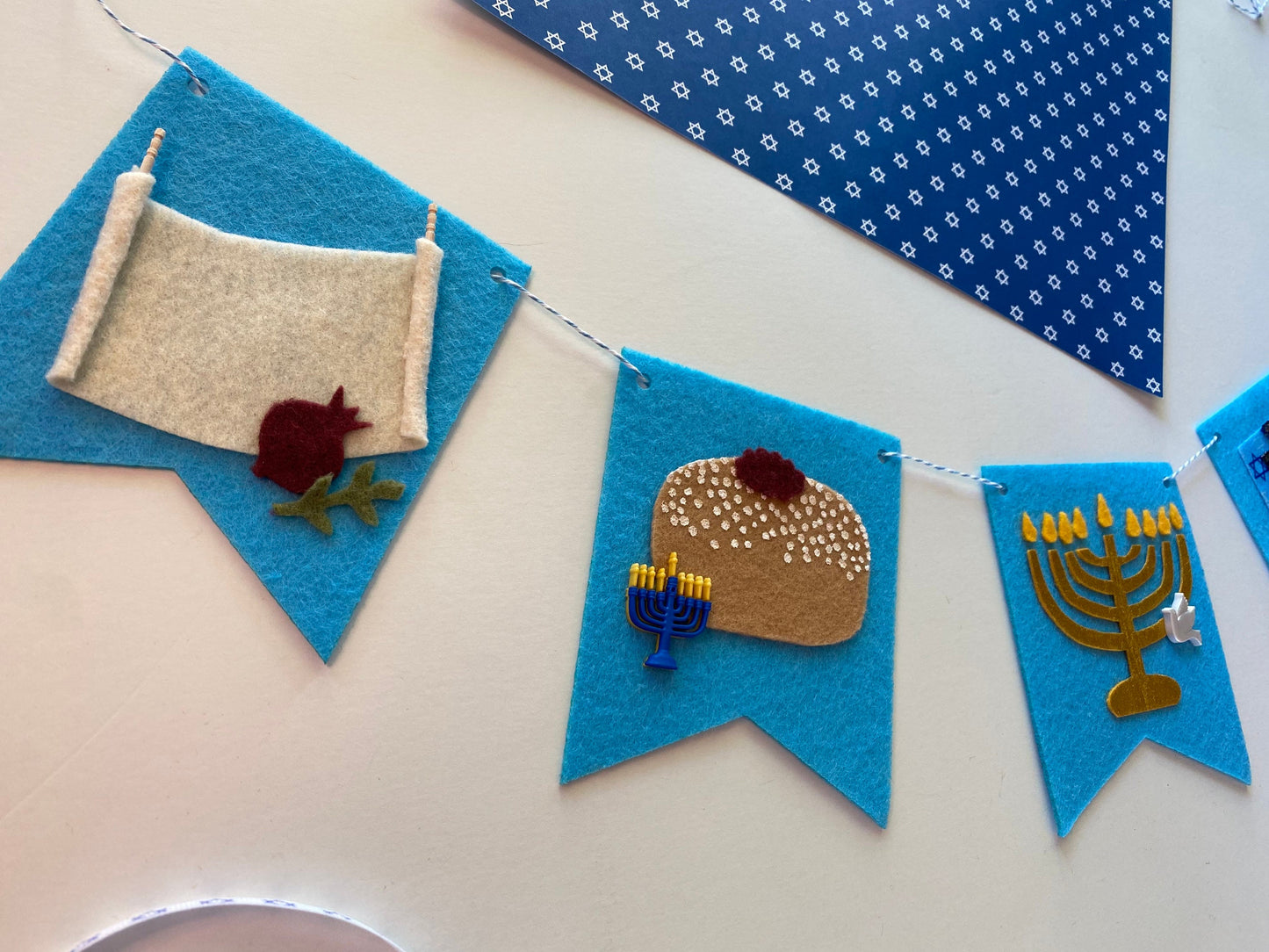 Hanukkah Felt Banner Garland Bunting Wall Hanging Decoration for December Jewish Holiday