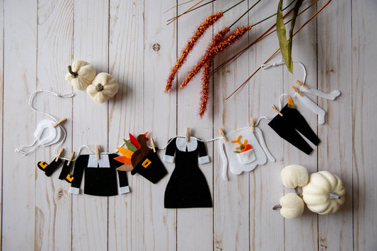 Thanksgiving Pilgrim Clothesline Holiday Decoration