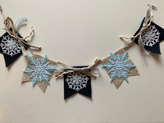 Snowflake Felt Banner Winter Garland for Fireplace Mantel January Home Decoration