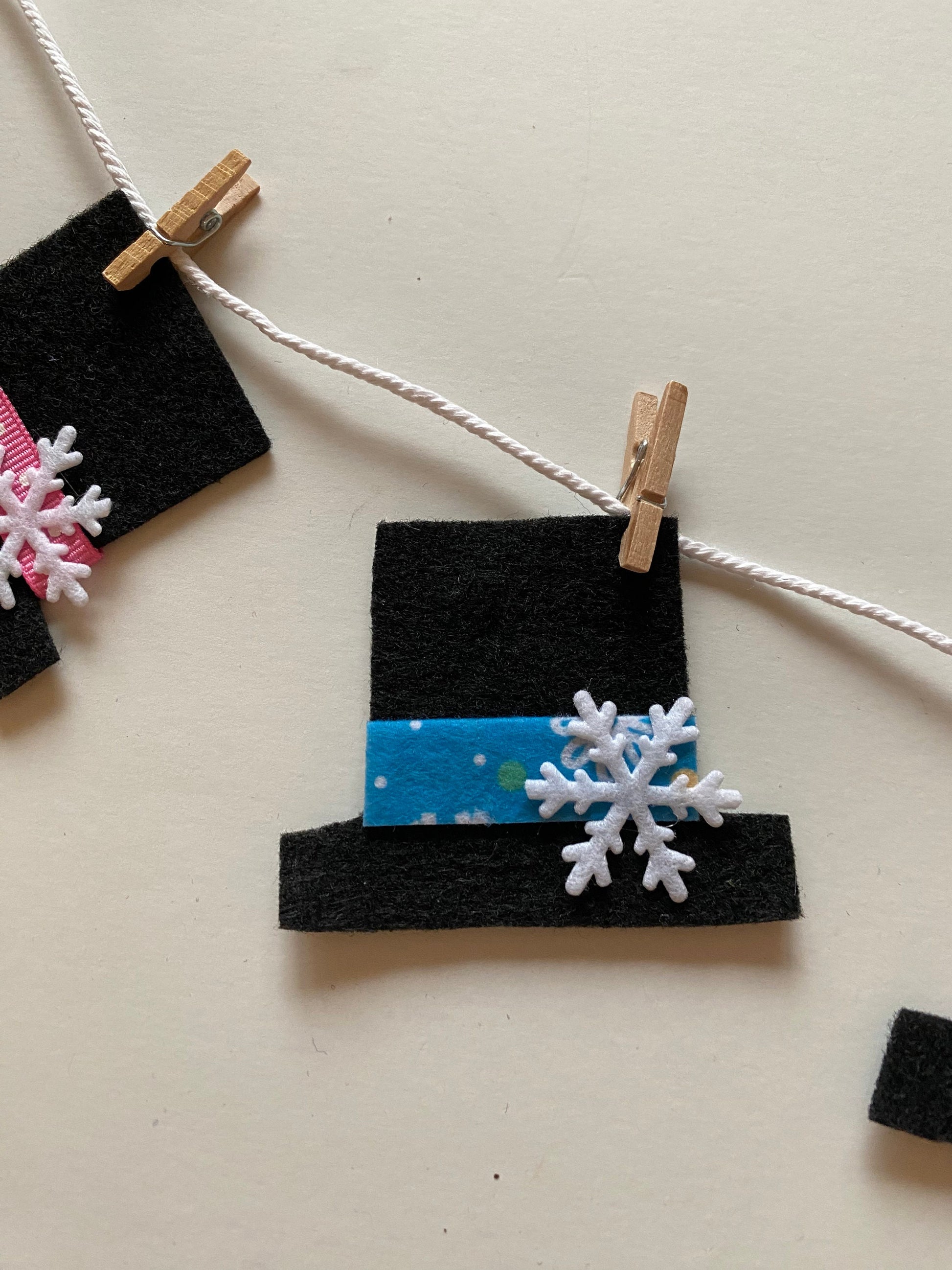 Snowman Hat Miniature Felt Banner Garland Bunting Wall Hanging Winter Decoration for January