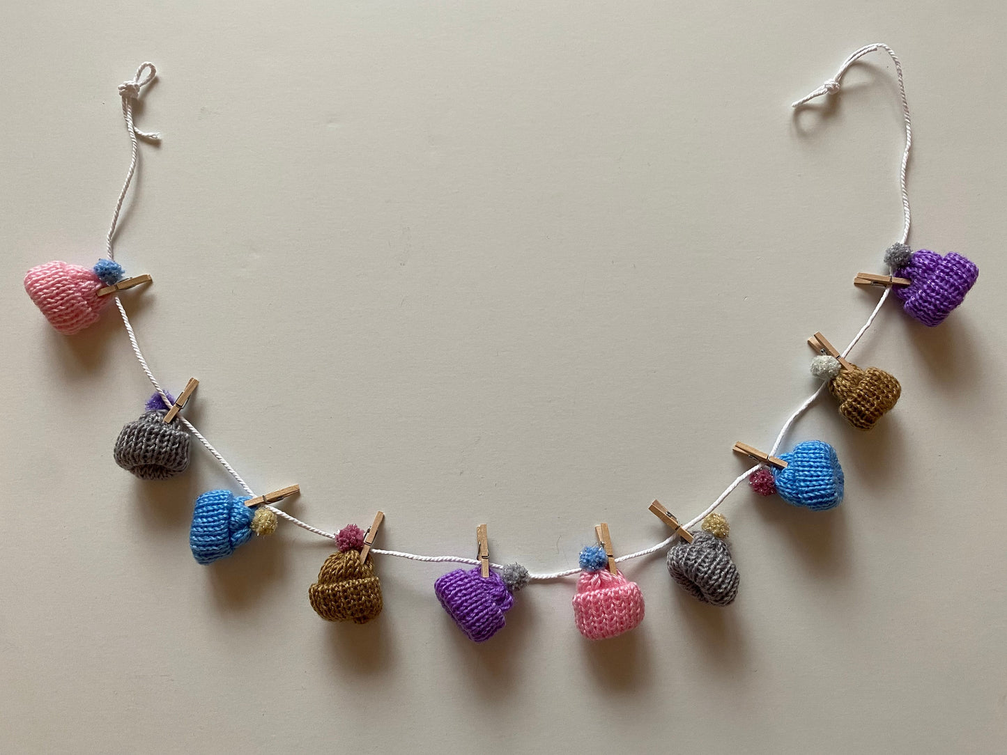 Miniature Winter Hat Banner January Garland Snowy Hats with Pom Poms for Fireplace Mantel Decoration or Tiered Trays