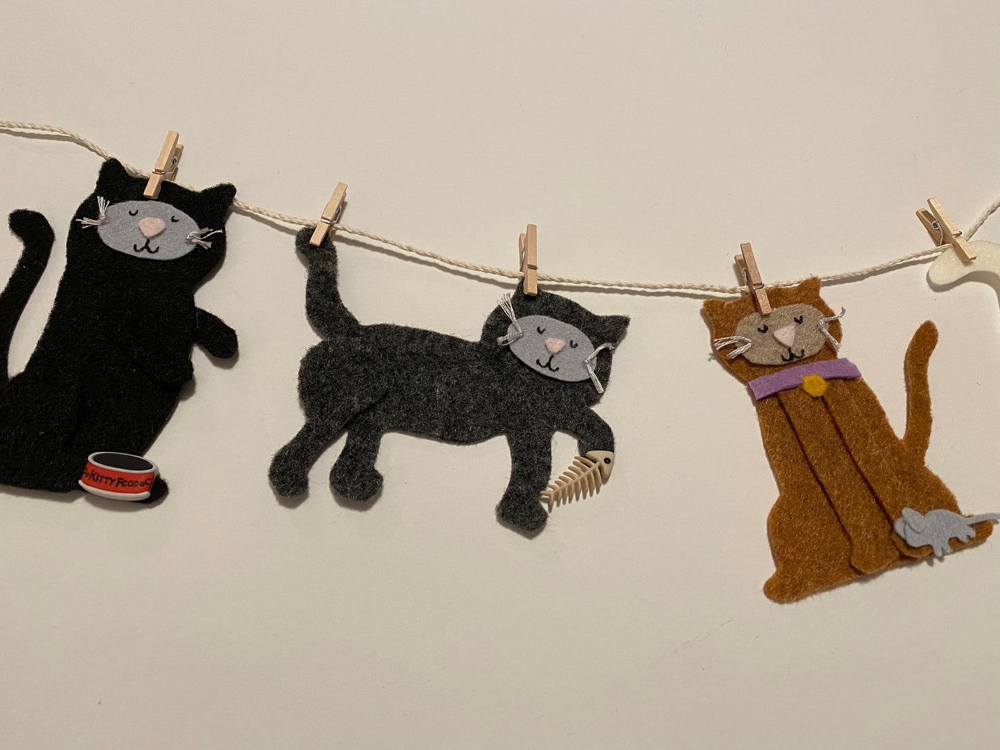 Cat Banner, Miniature Felt Kitten Garland, Feline Wall Hanging Decoration