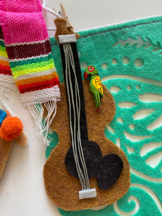 Cinco de Mayo Mexican Holiday Banner, Cactus Garland, Spanish Llama Bunting Wall Hanging for Party Decoration
