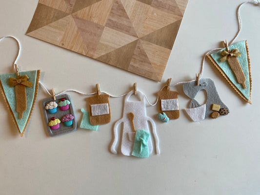Baking Miniature Felt Banner, Apron Bunting, Cooking Wall Hanging, Kitchen Garland, Bakery Decoration