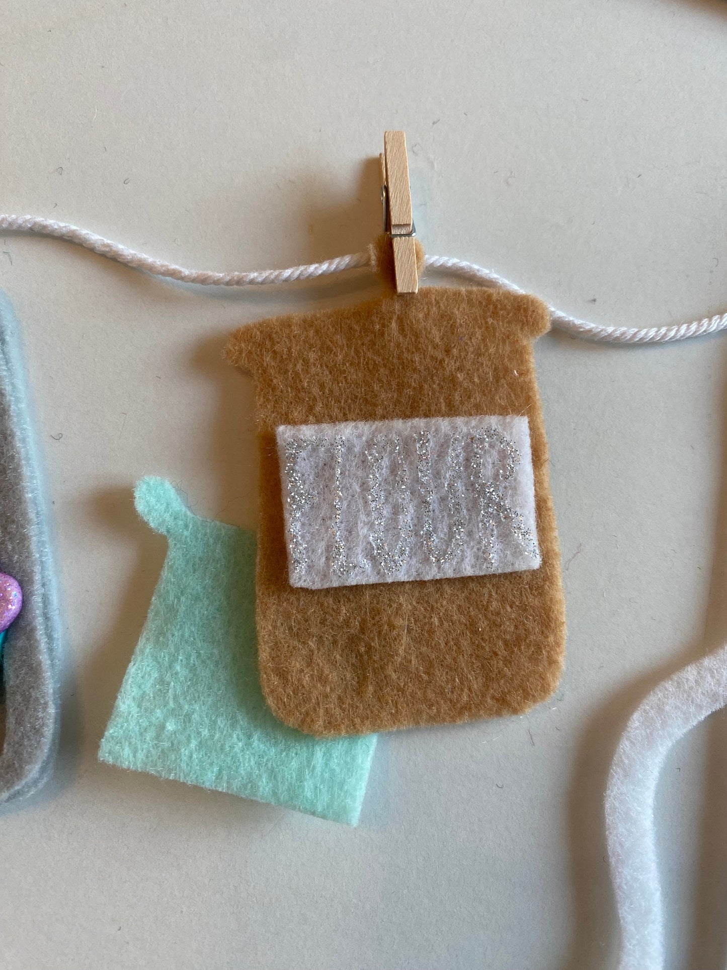 Baking Miniature Felt Banner, Apron Bunting, Cooking Wall Hanging, Kitchen Garland, Bakery Decoration