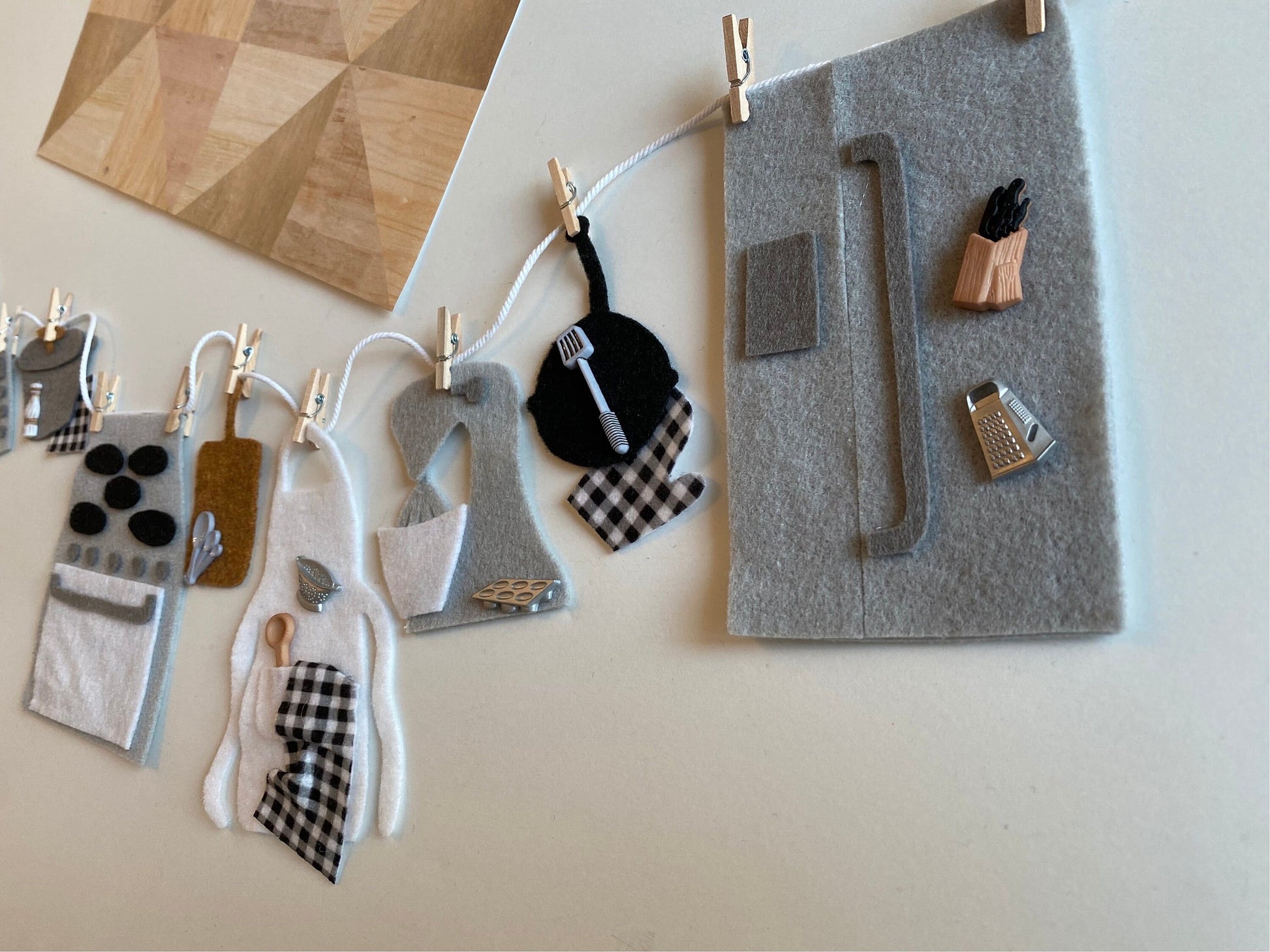 Kitchen Appliances Miniature Felt Clothesline Banner, Cooking Bunting, Baking Garland, Wall Hanging Decoration