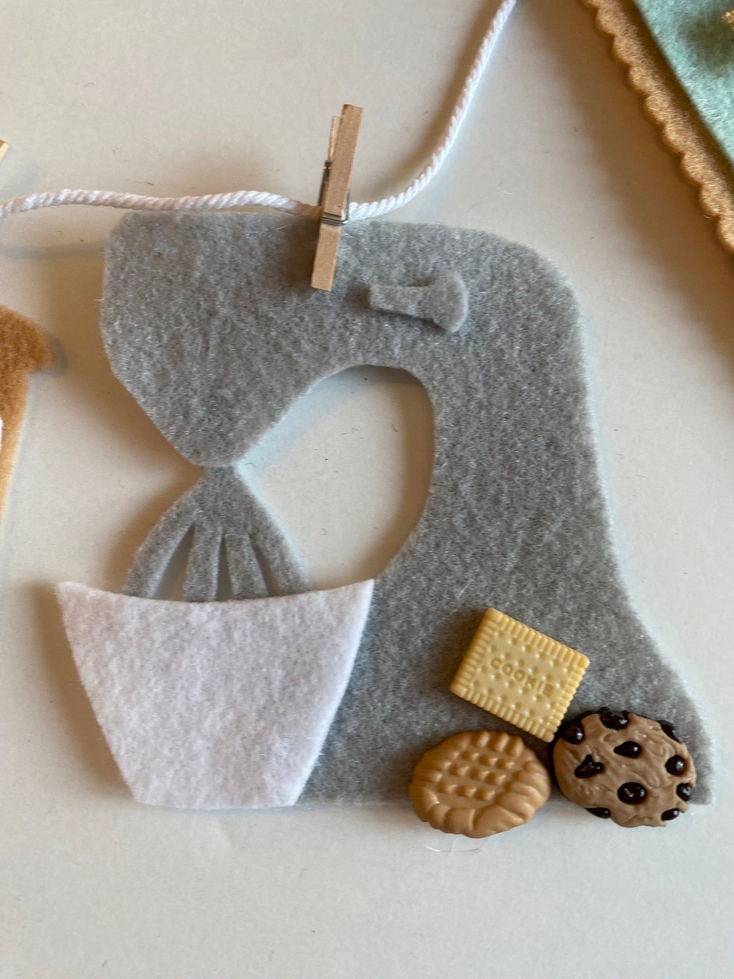 Baking Miniature Felt Banner, Apron Bunting, Cooking Wall Hanging, Kitchen Garland, Bakery Decoration