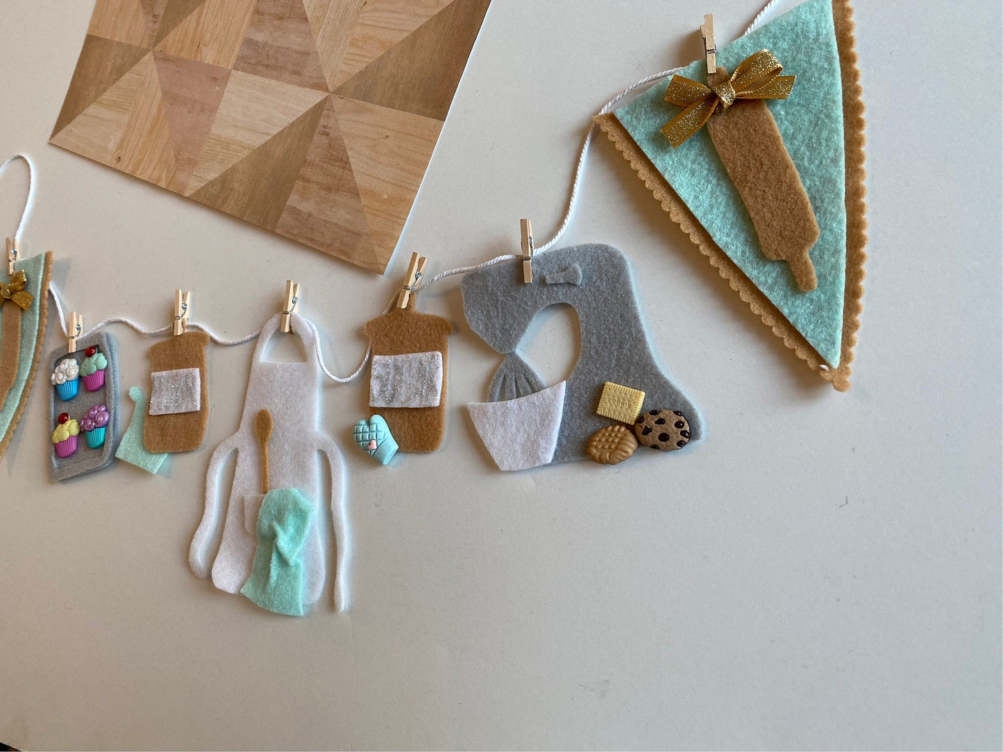 Baking Miniature Felt Banner, Apron Bunting, Cooking Wall Hanging, Kitchen Garland, Bakery Decoration