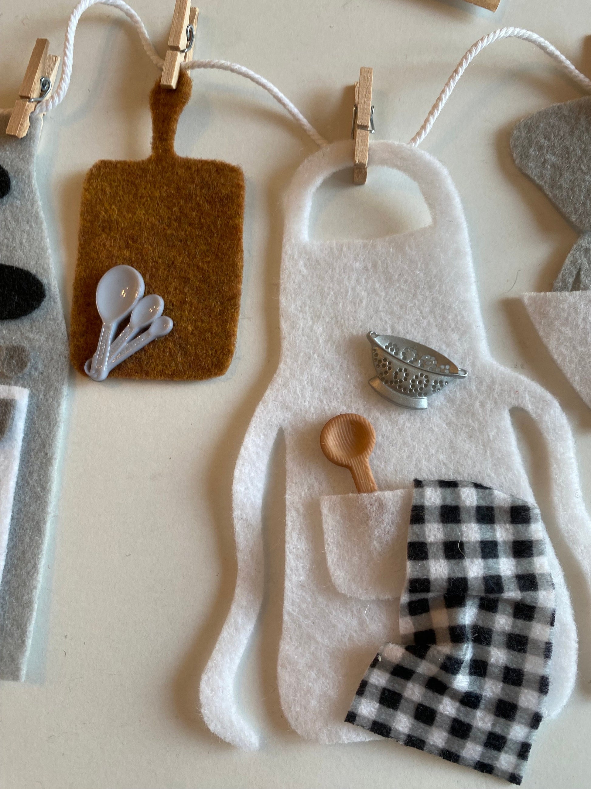 Kitchen Appliances Miniature Felt Clothesline Banner, Cooking Bunting, Baking Garland, Wall Hanging Decoration