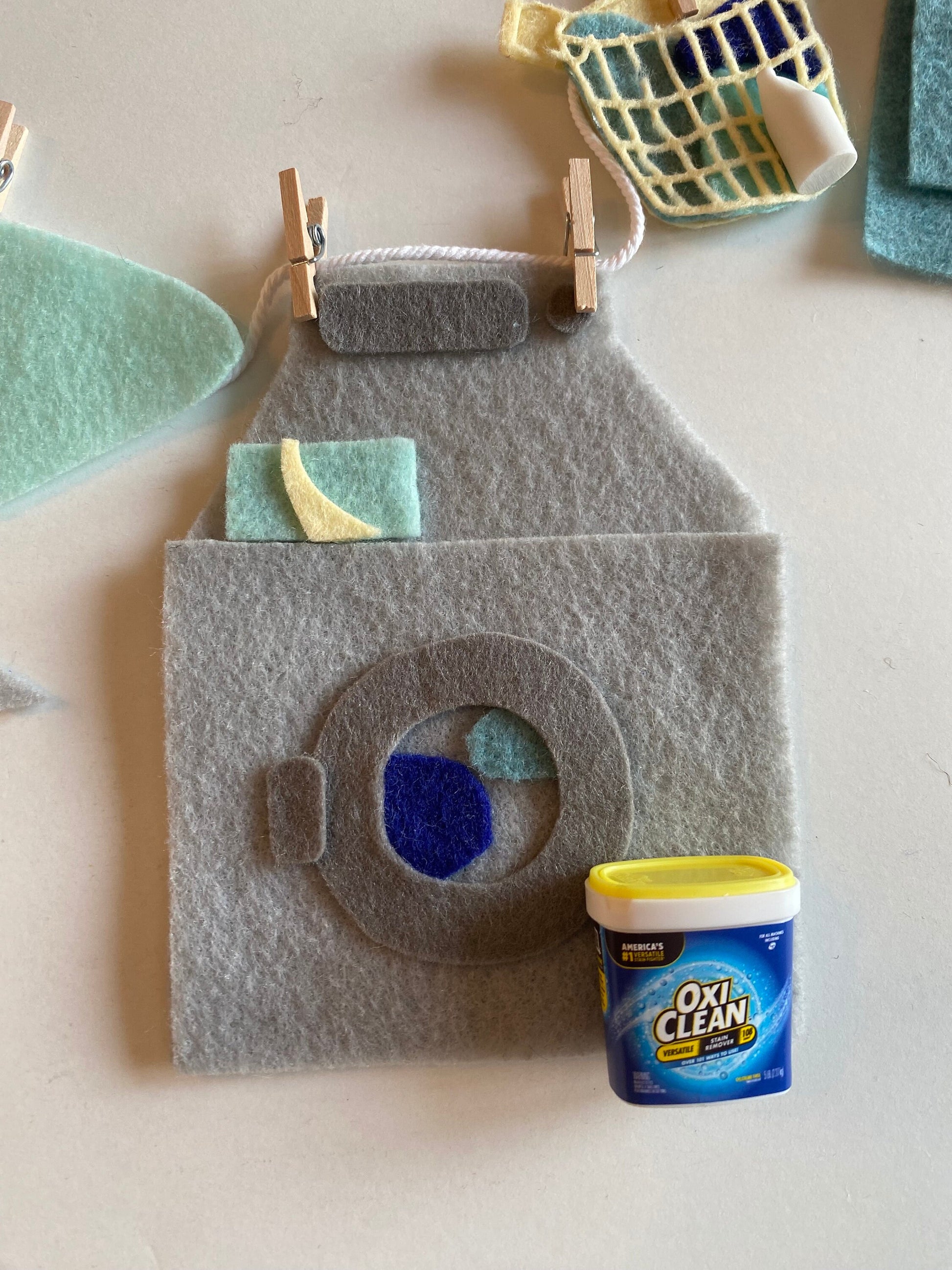 Laundry Room Miniature Felt Banner, Washing Machine Garland, Laundry Day Bunting, Wall Hanging, Decoration with Hanger, Detergent, and Iron