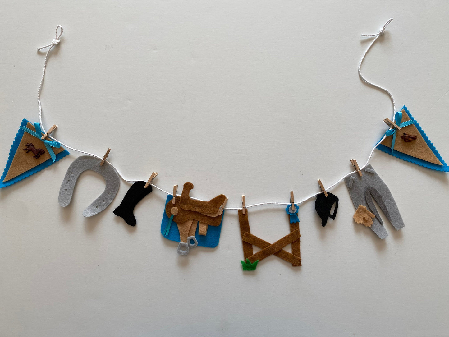 Horseback Riding Miniature Felt Banner, Equestrian Garland, Bunting, Wall Hanging Decoration