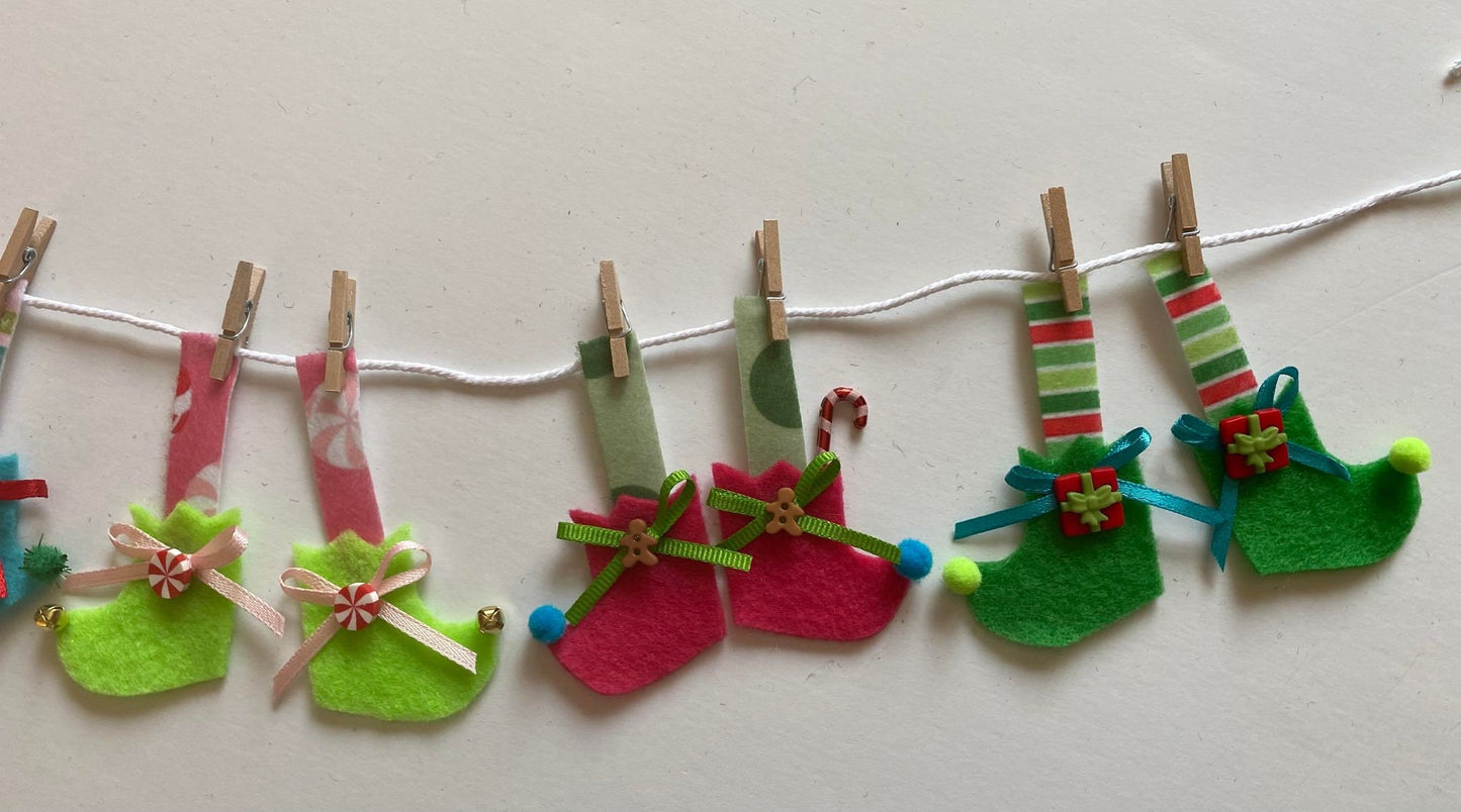 Elf Stockings Banner, Miniature Felt Elf Legs and Feet Garland, Shoes Bunting Tiered Tray Decor, Wall Hanging Decoration for Christmas