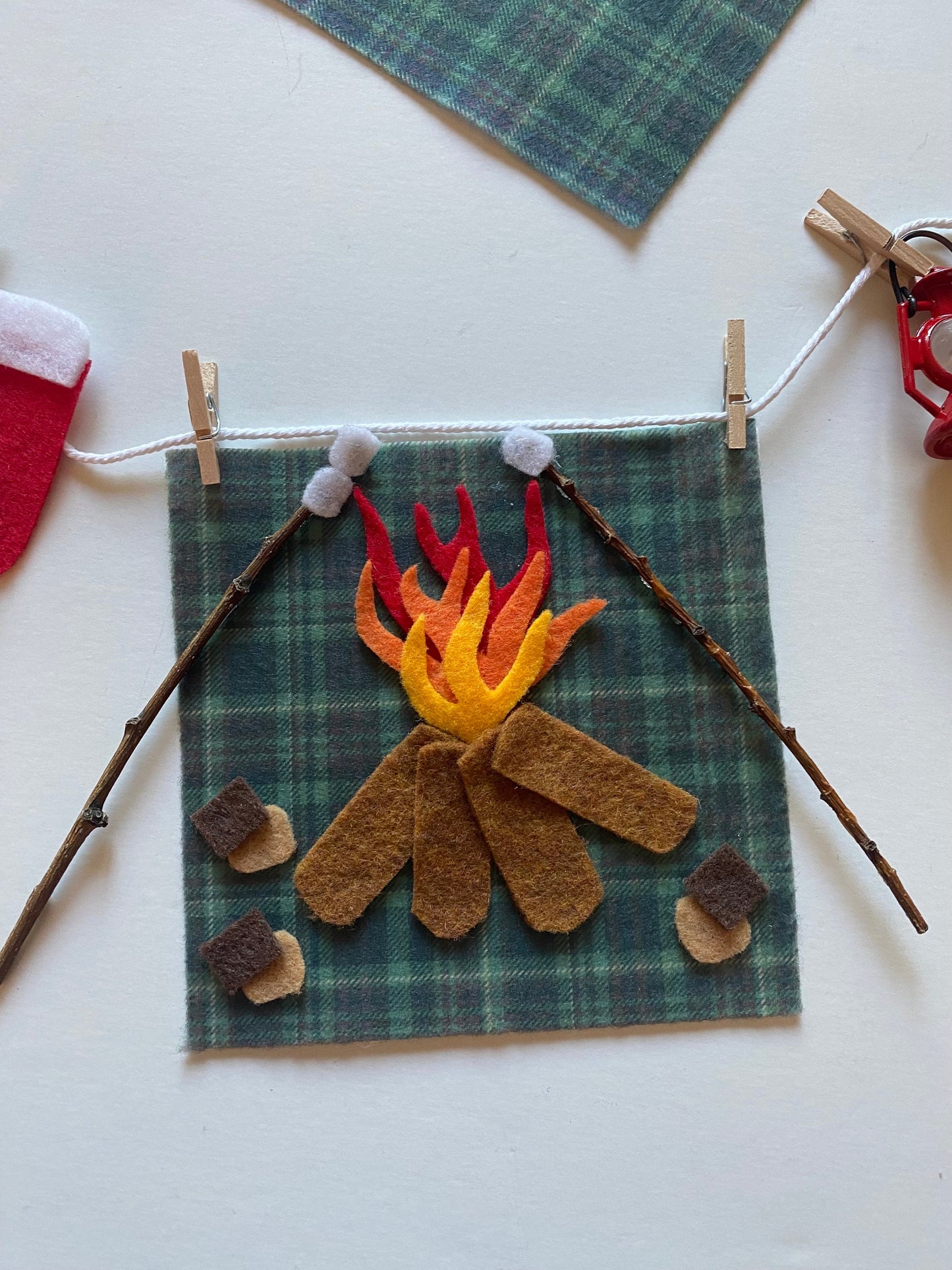 Camping Miniature Felt Clothesline Banner Garland Bunting Wall Hanging Decoration for Father’s Day