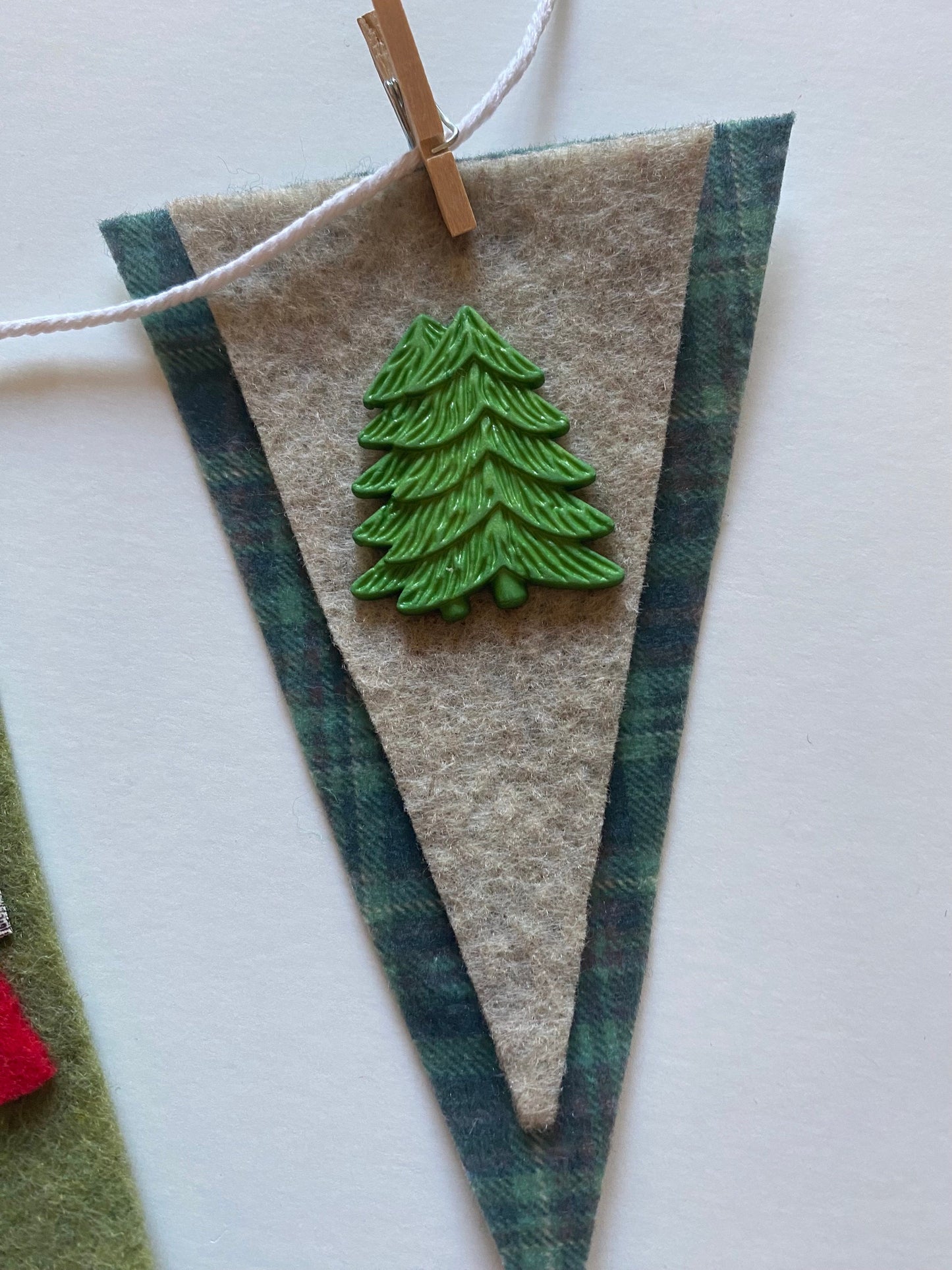 Camping Miniature Felt Clothesline Banner Garland Bunting Wall Hanging Decoration for Father’s Day