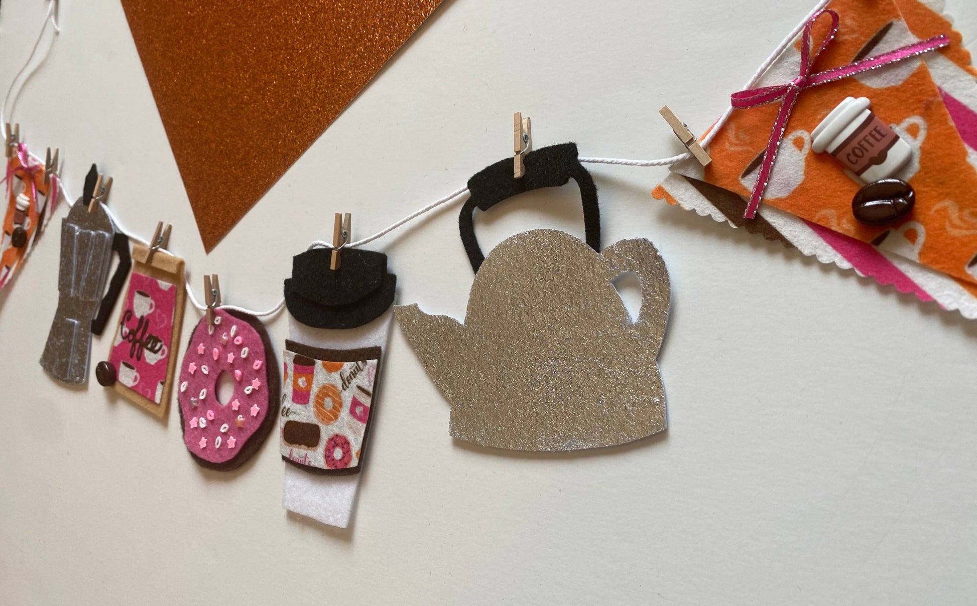 Coffee Lovers Banner, Miniature Felt Garland, Coffee Bean Bunting, Coffee Bar Wall Hanging Decoration