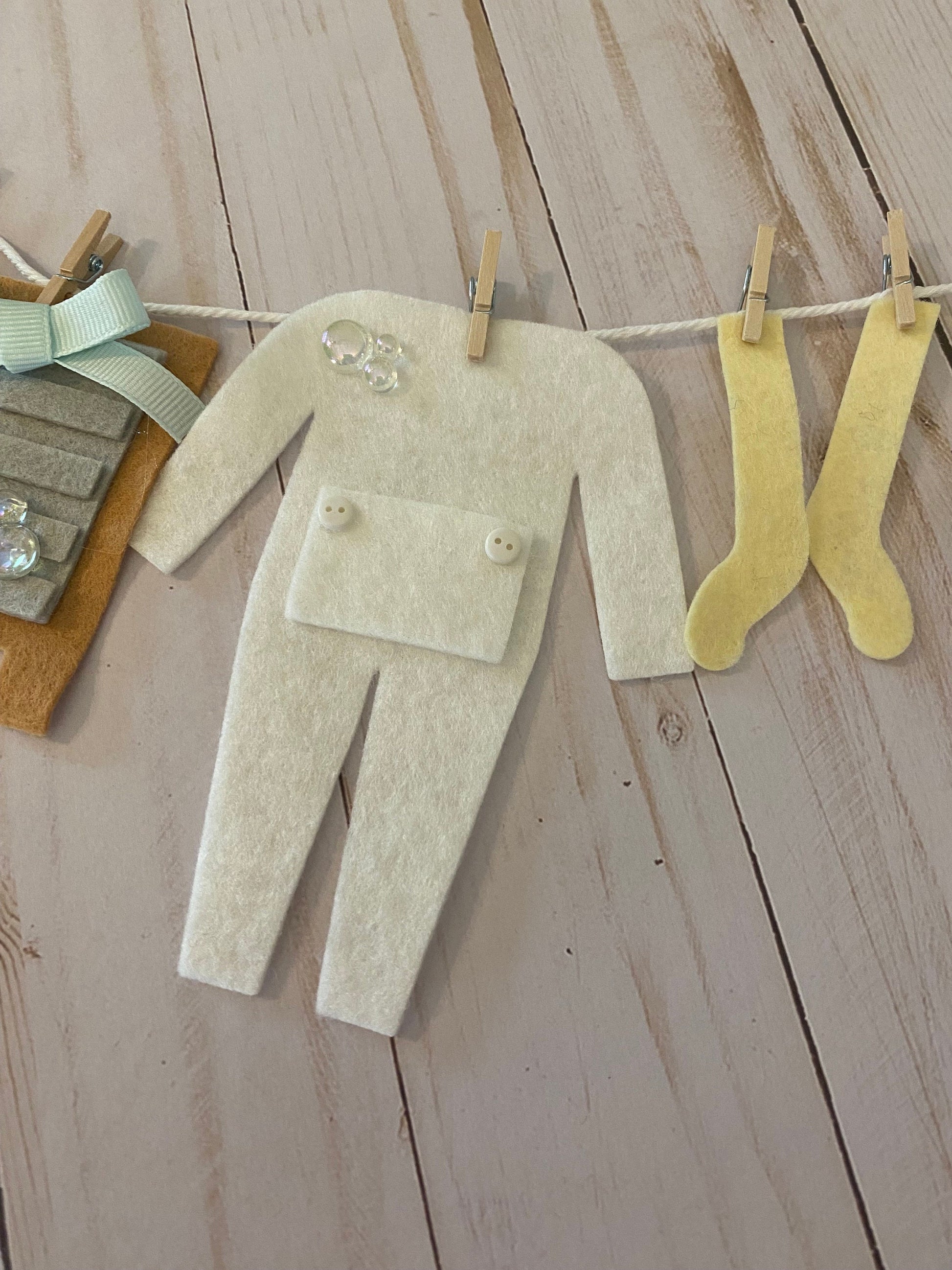 Laundry Line Miniature Felt Clothesline Banner Bunting Garland for Home Decor