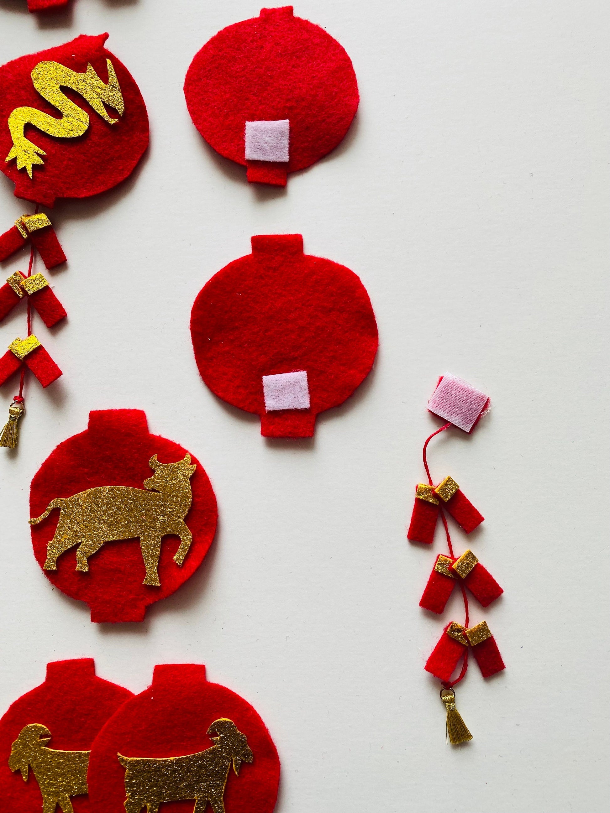 Lunar New Year Miniature Felt Clothesline Banner Chinese Bunting Wall Hanging Decoration with Interchangable Pieces Option