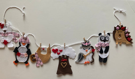 Winter Animals Banner Valentine’s Arctic Garland February Bunting Wall Hanging Decoration