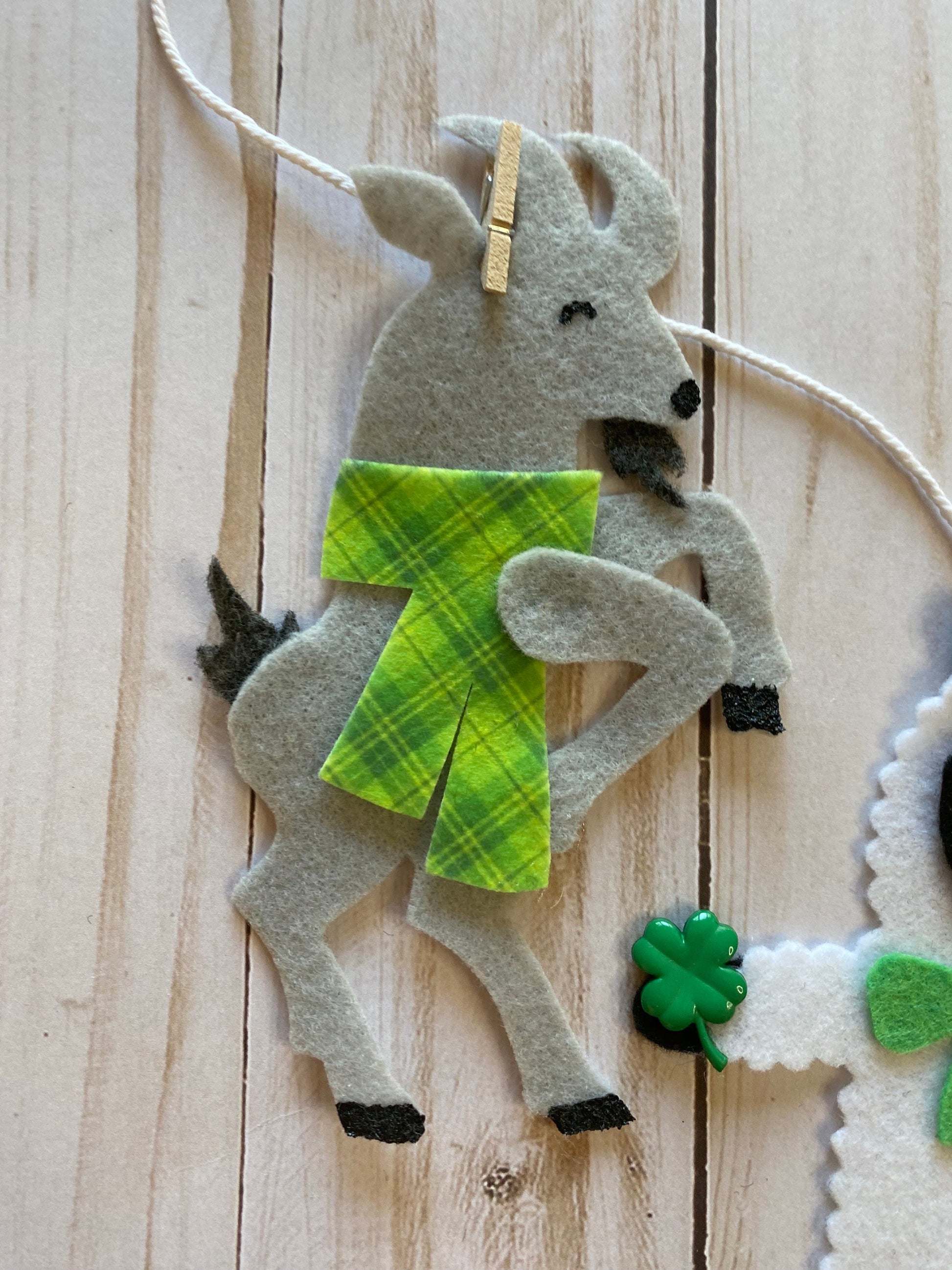 St. Patrick’s Day Animals Banner March Garland Farm Animals Bunting Wall Hanging Decoration