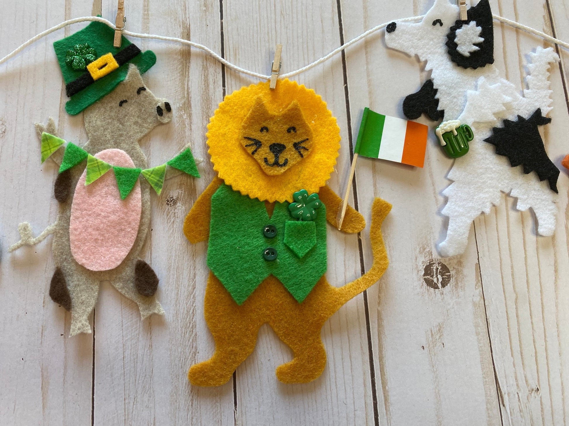St. Patrick’s Day Animals Banner March Garland Farm Animals Bunting Wall Hanging Decoration