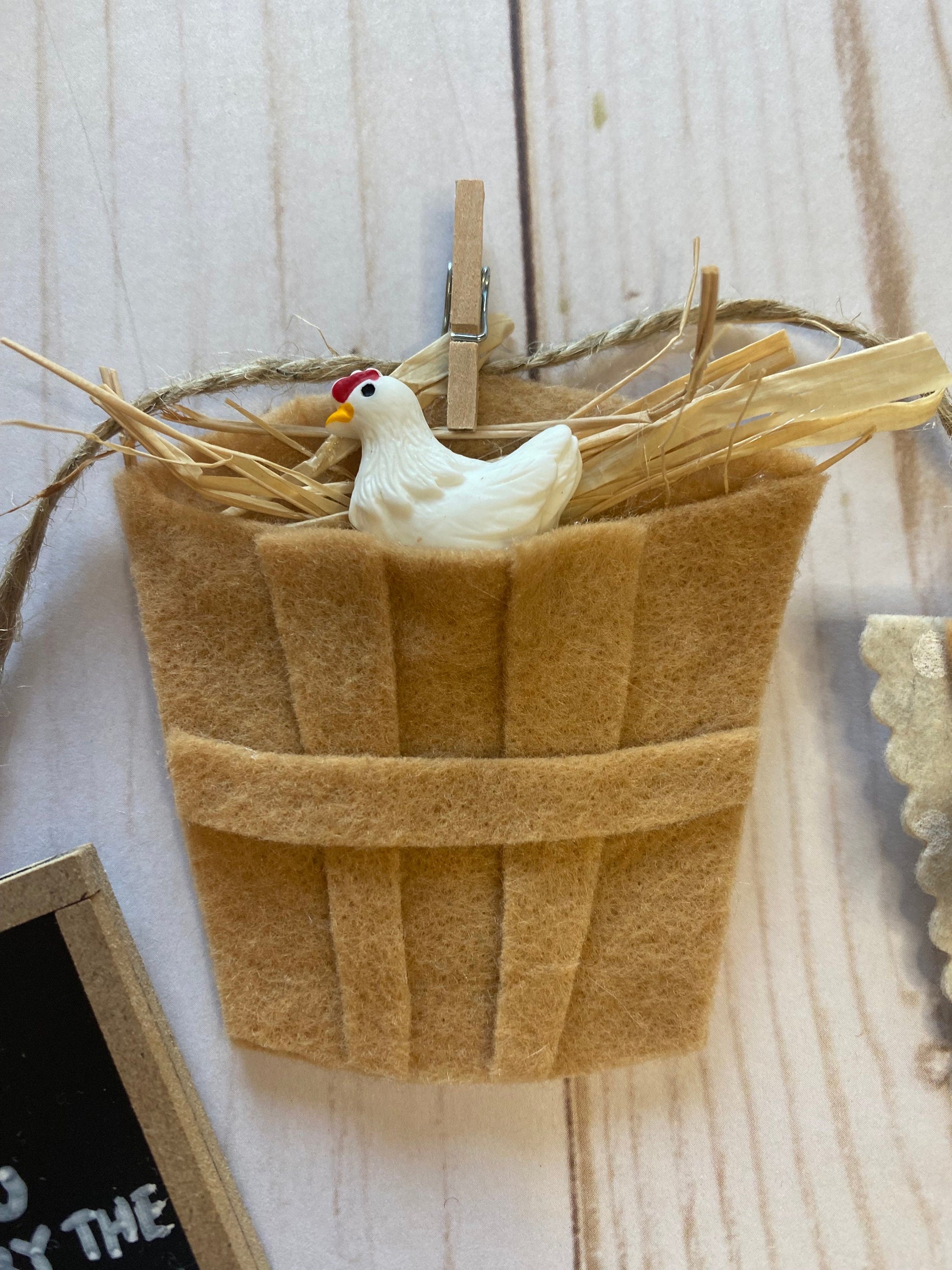 Farmstand Miniature Felt Clothesline Banner Farm Eggs Bunting Farmhouse Garland Home Decoration Wall Hanging