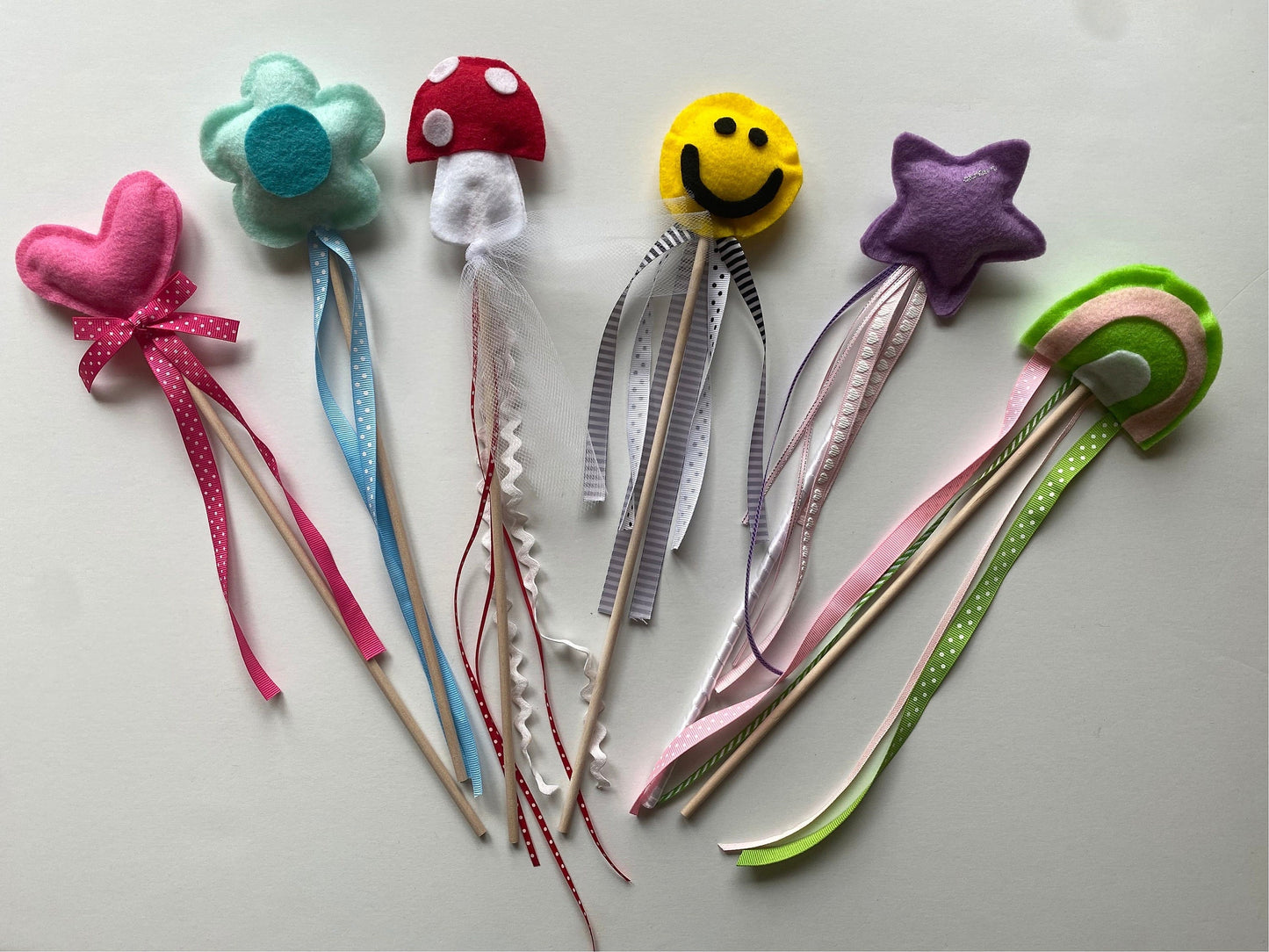 Felt Wand Toys for Kids, Ribbon Twirlers for Children
