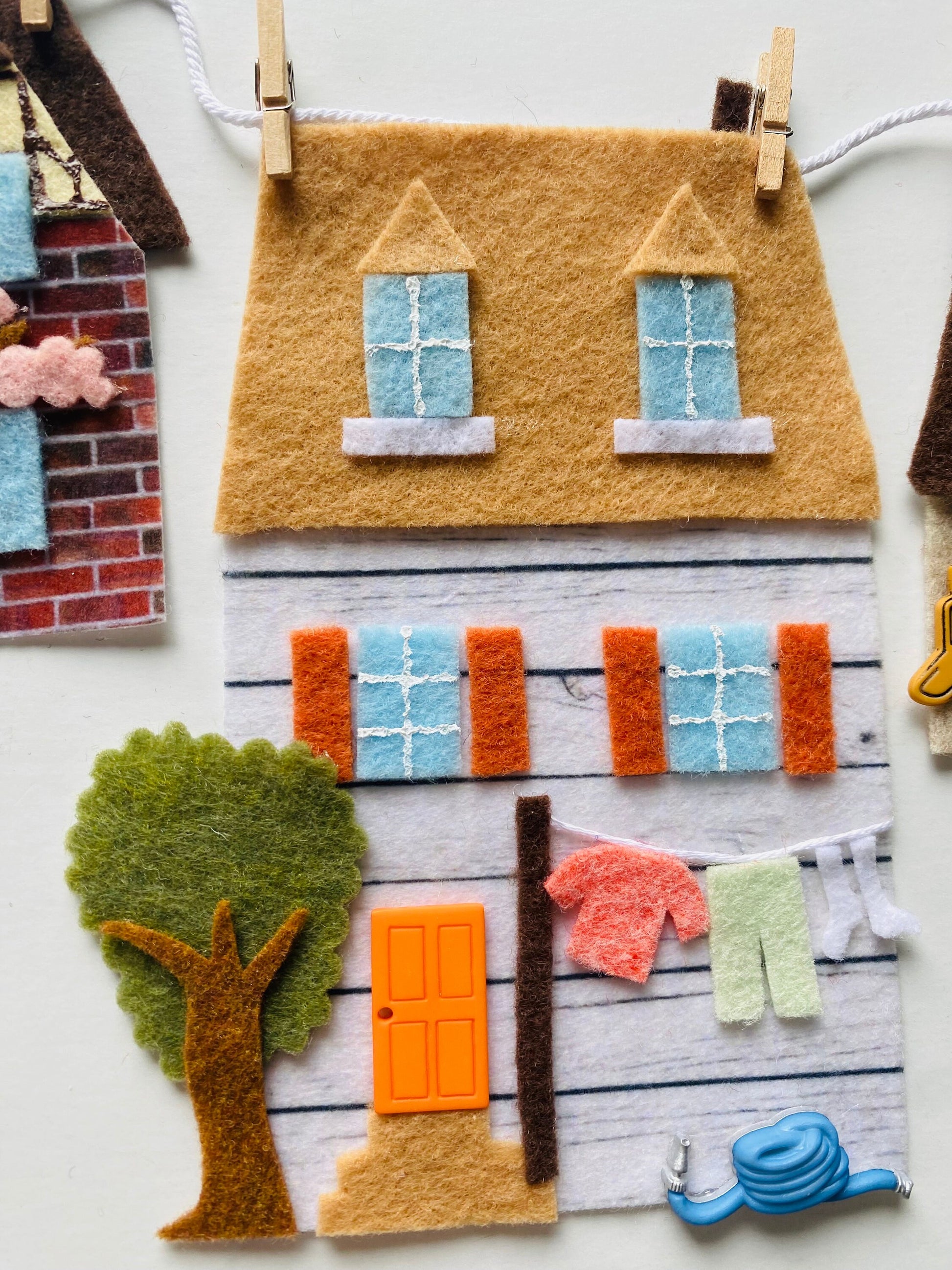 Springtime Houses Village Banner, Summer Town Garland, Cottages Bunting, Felt Wall Hanging Decoration