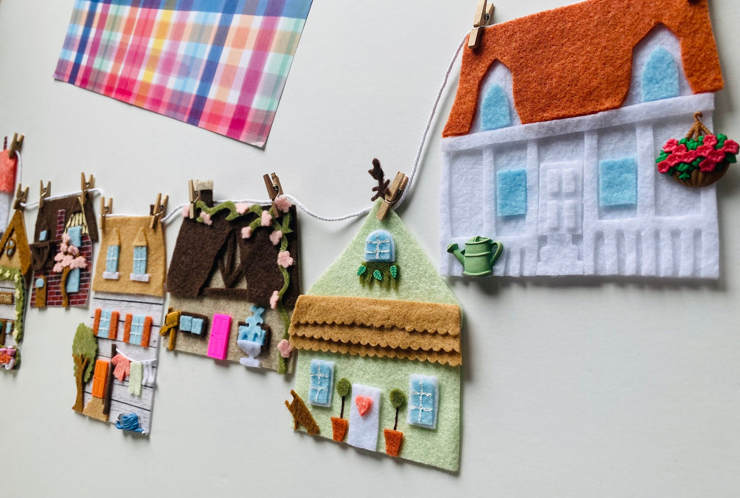 Springtime Houses Village Banner, Summer Town Garland, Cottages Bunting, Felt Wall Hanging Decoration