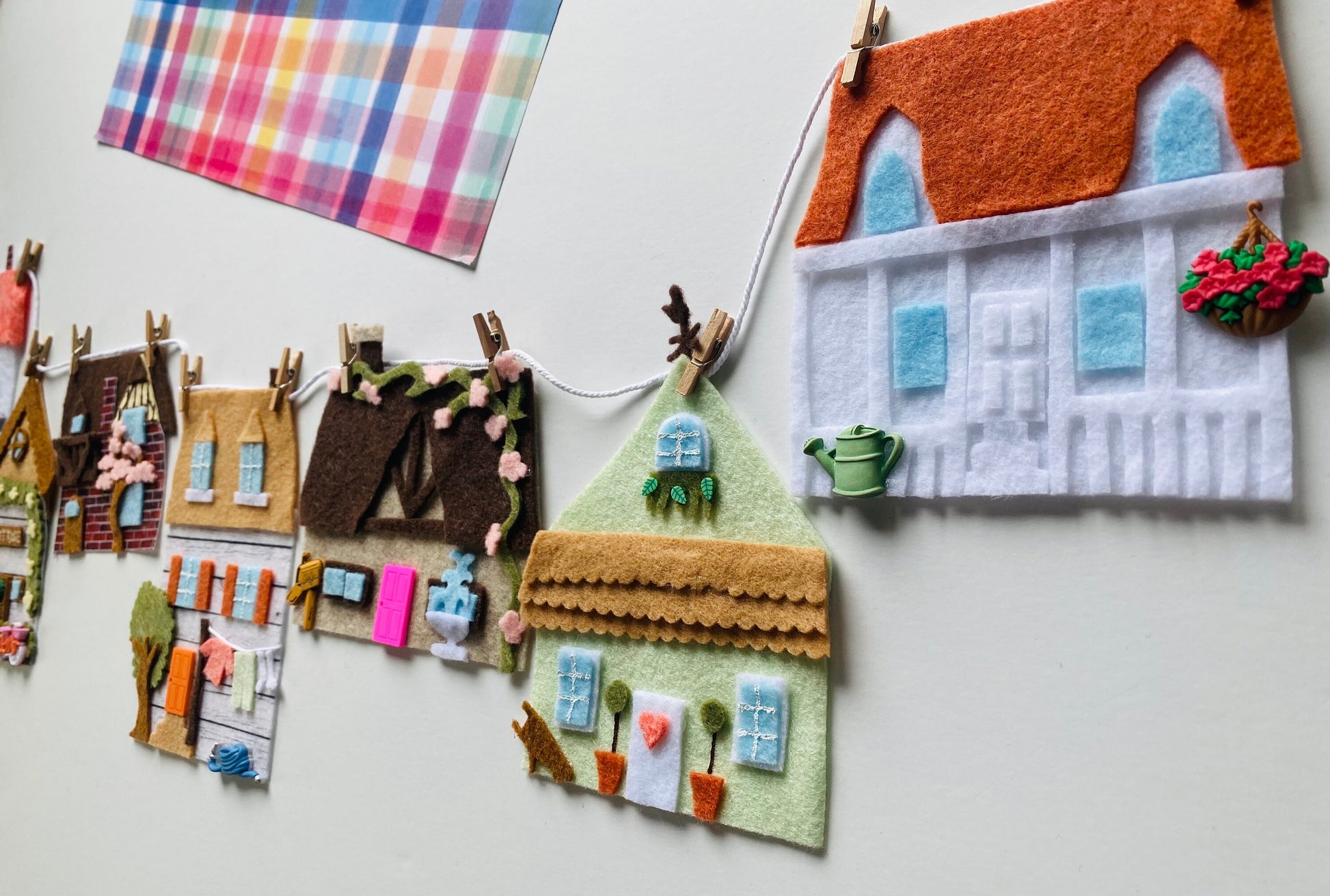 Springtime Houses Village Banner, Summer Town Garland, Cottages Bunting, Felt Wall Hanging Decoration