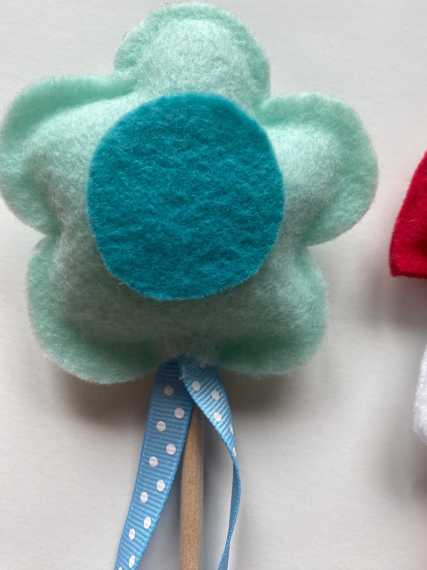 Felt Wand Toys for Kids, Ribbon Twirlers for Children