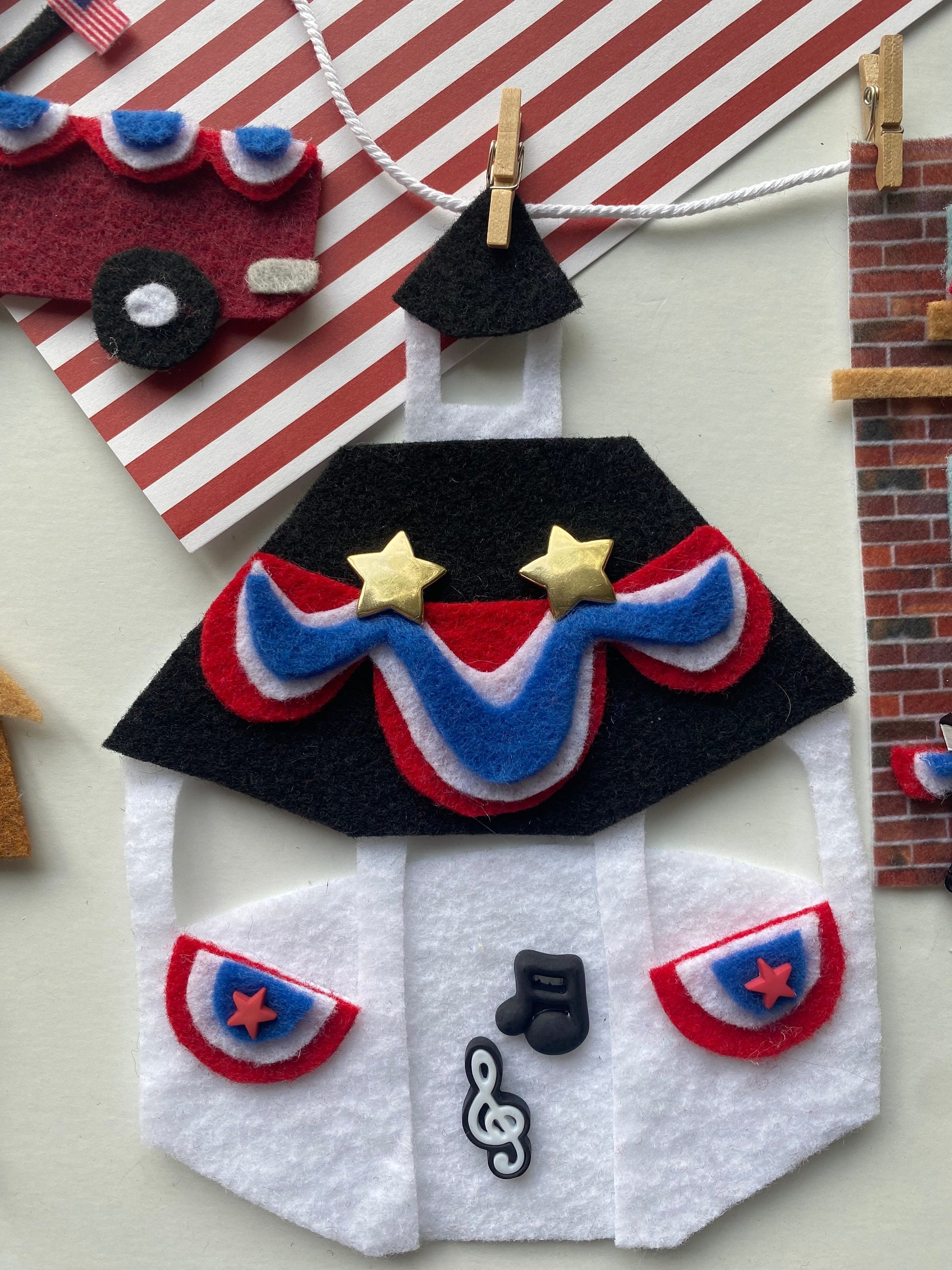 Patriotic Town Felt Banner, 4th of July Parade Garland, Miniature Village Bunting, USA Wall Hanging Decoration for Independence Day