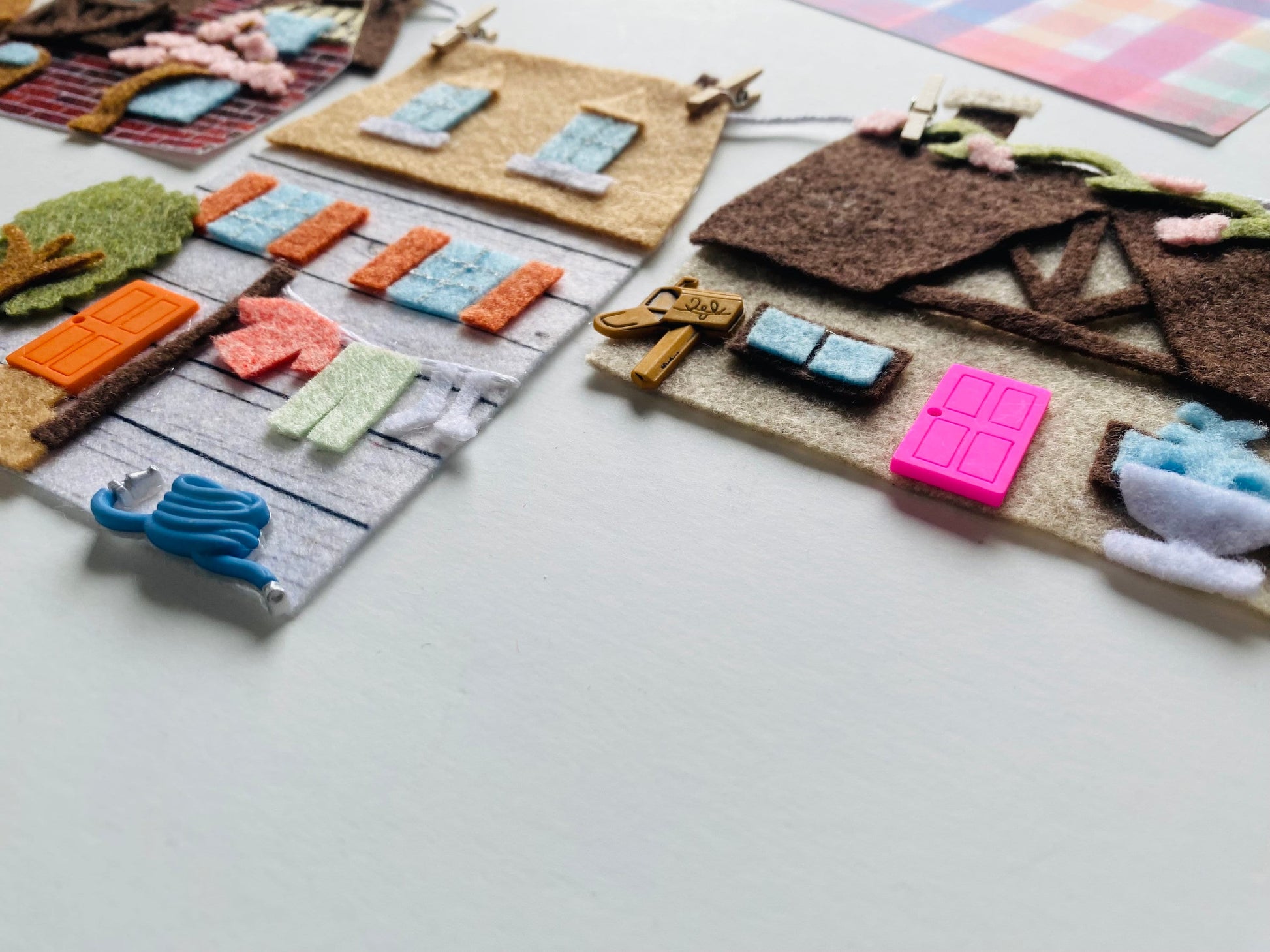 Springtime Houses Village Banner, Summer Town Garland, Cottages Bunting, Felt Wall Hanging Decoration