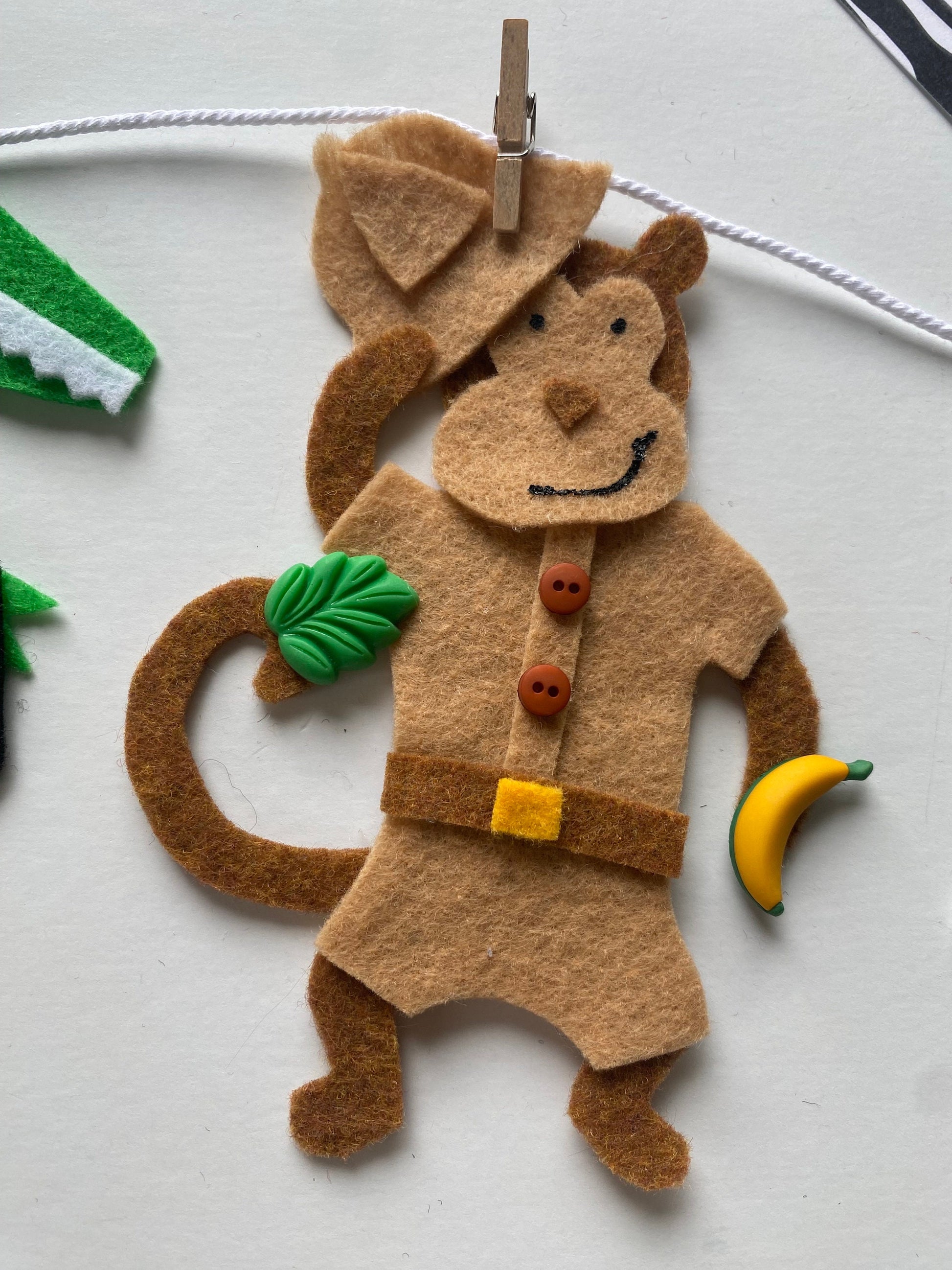 African Safari Animal Felt Banner, Jungle Safari Garland, Bunting, Nursery Wall Hanging, Party Decoration