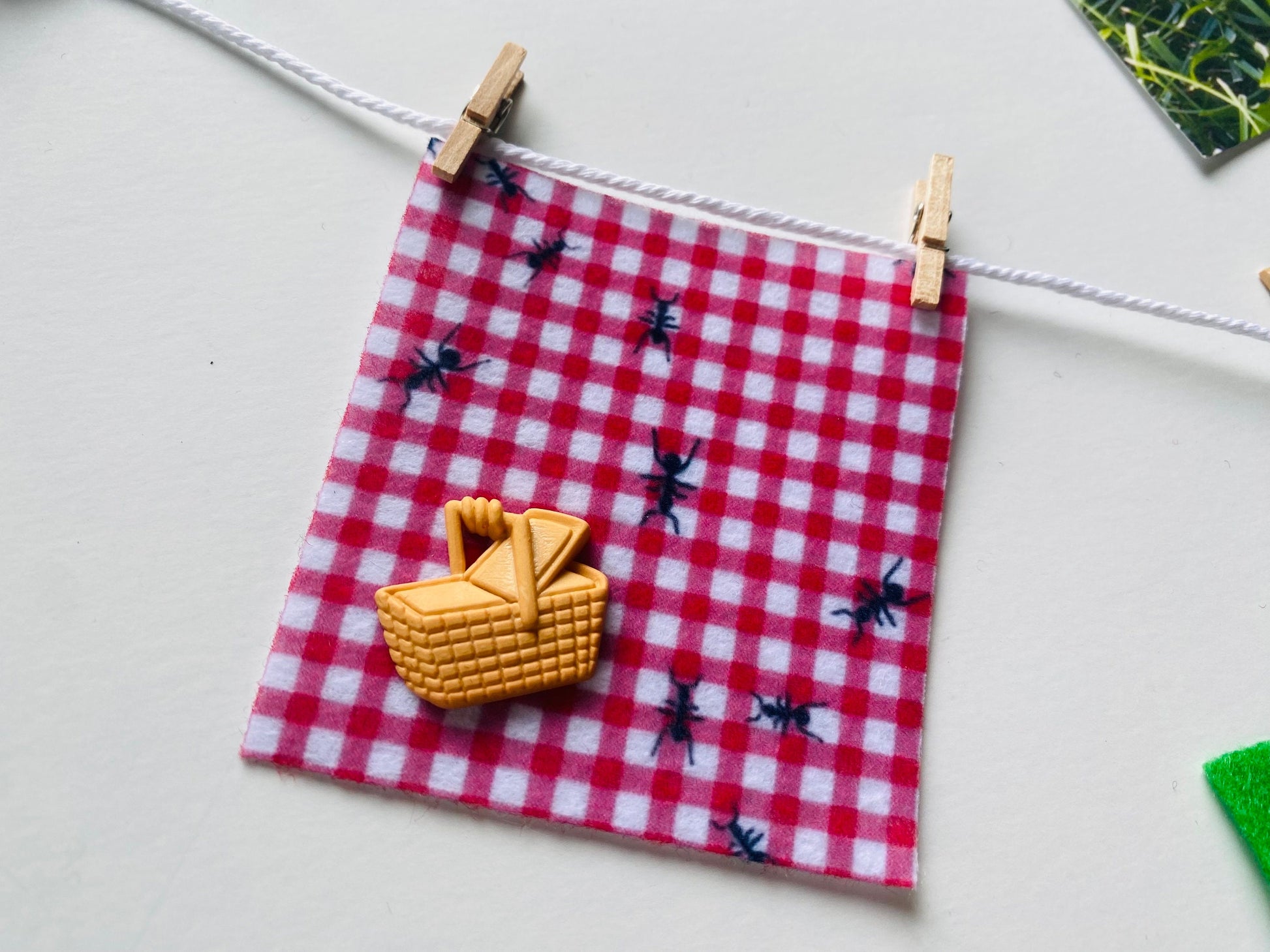 June Monthly Banner, Picnic Garland, Classroom Bulletin Board Bunting with Grass, Ants, Picnic Basket and Lemonade