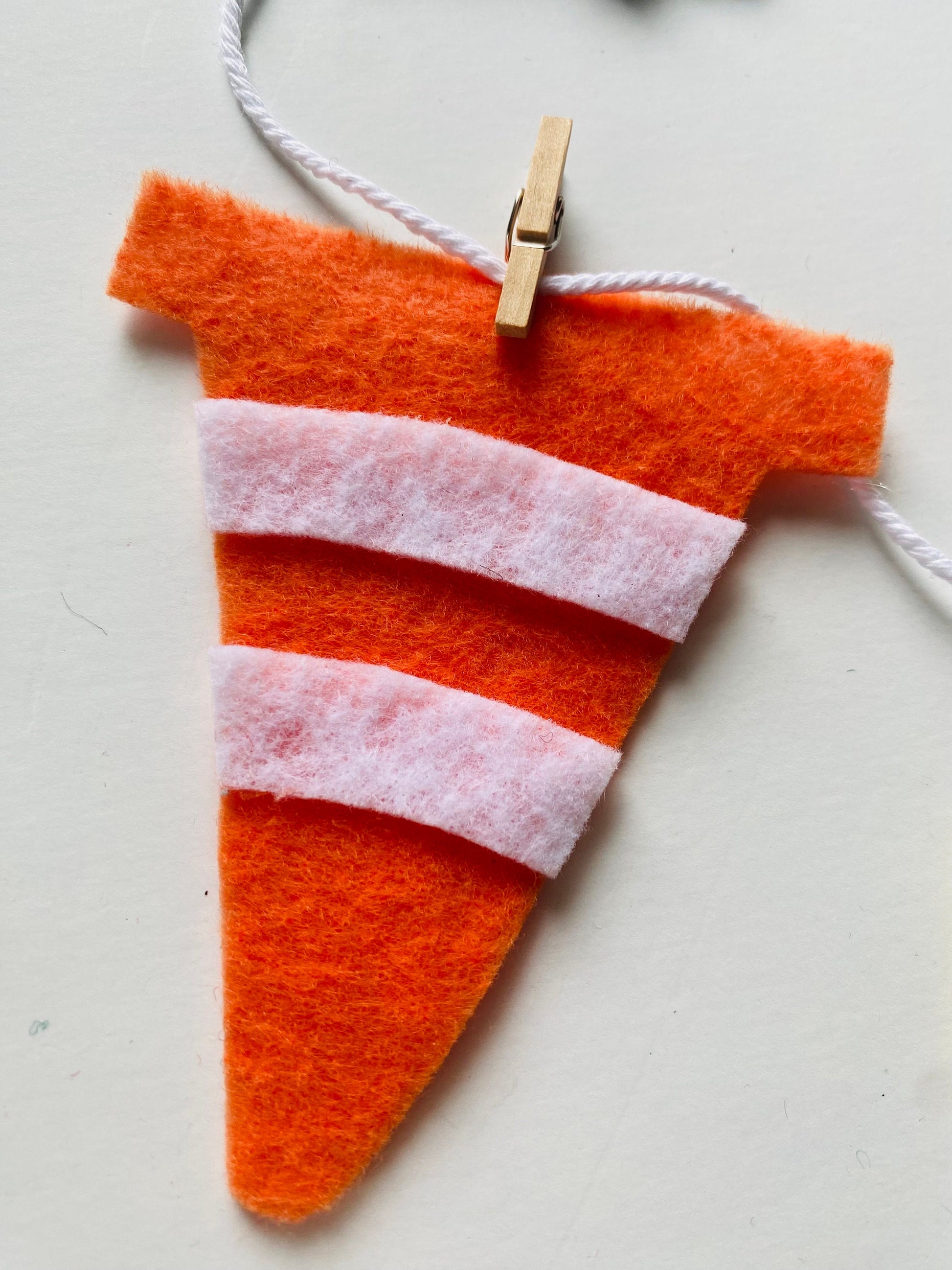 Construction Worker Miniature Felt Clothesline Banner, Work Zone Garland, Wall Hanging Party Decoration