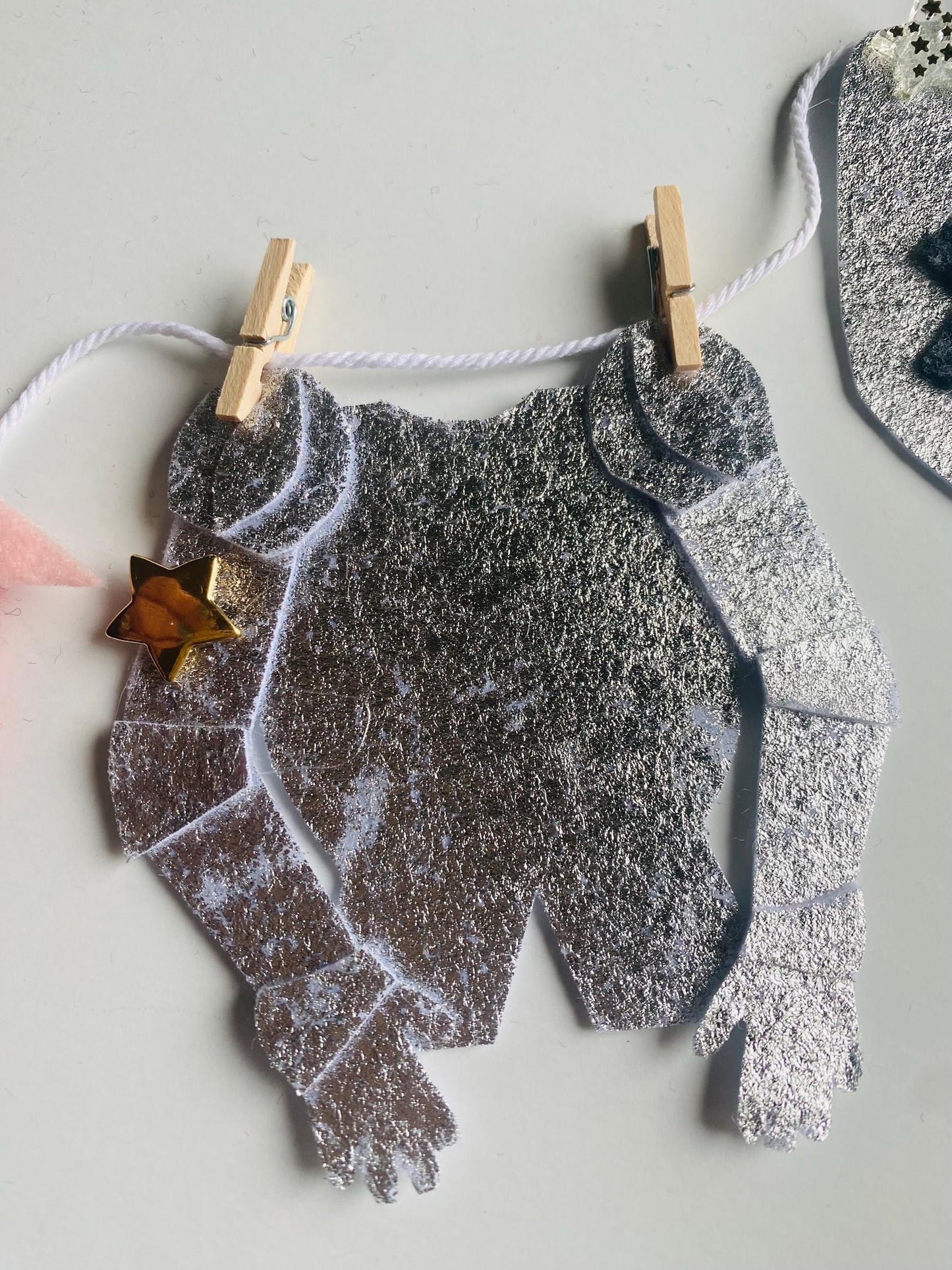 Fairytale Party Banner, Prince and Princess Garland, Knight in Shining Armor Bunting, Castle and Dragon Clothesline Decoration for Children