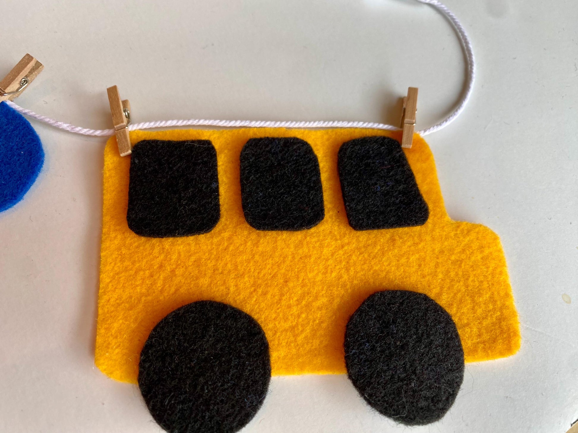 September Monthly Banner, Back to School Garland, Classroom Bulletin Board Bunting with Bus, Apple, Pencil, Bookworm and Ruler