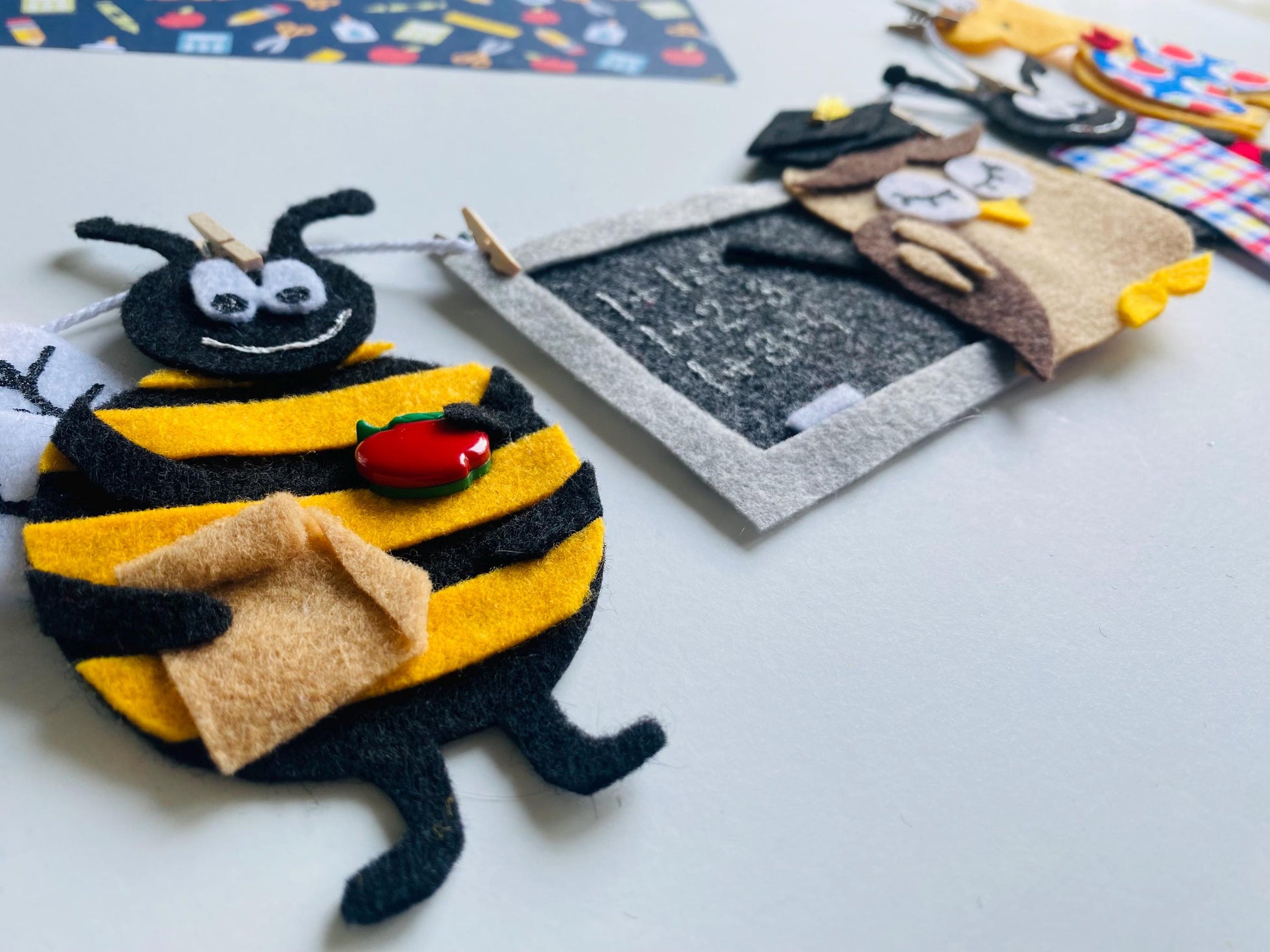 Back to School Animals Banner, School Garland, September Bunting, Wall Hanging Decoration for Teacher