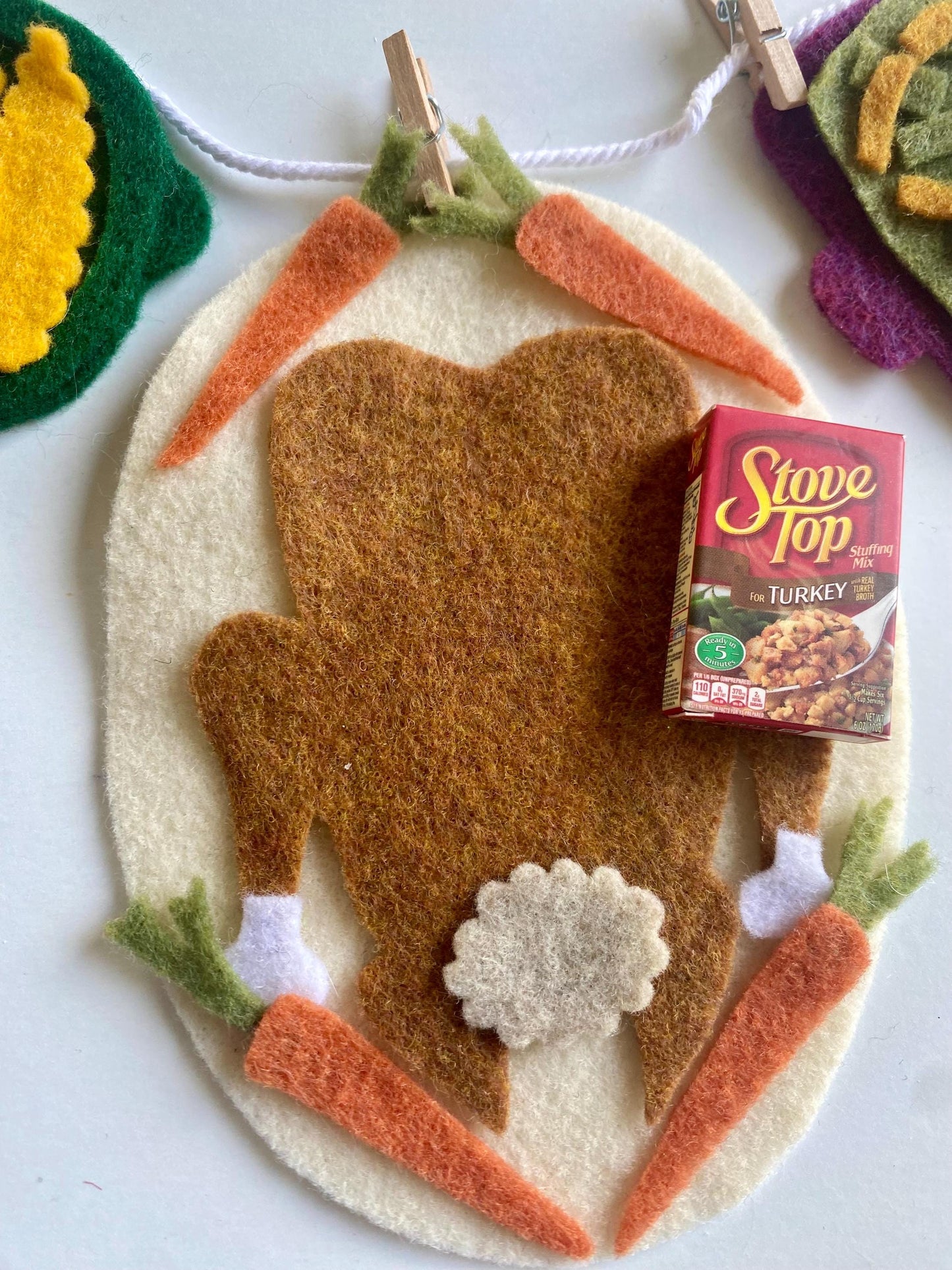 Thanksgiving Meal Miniature Felt Banner, Friendsgiving Garland, Dinner Bunting, Wall Hanging Decoration for November, Hostess Gift