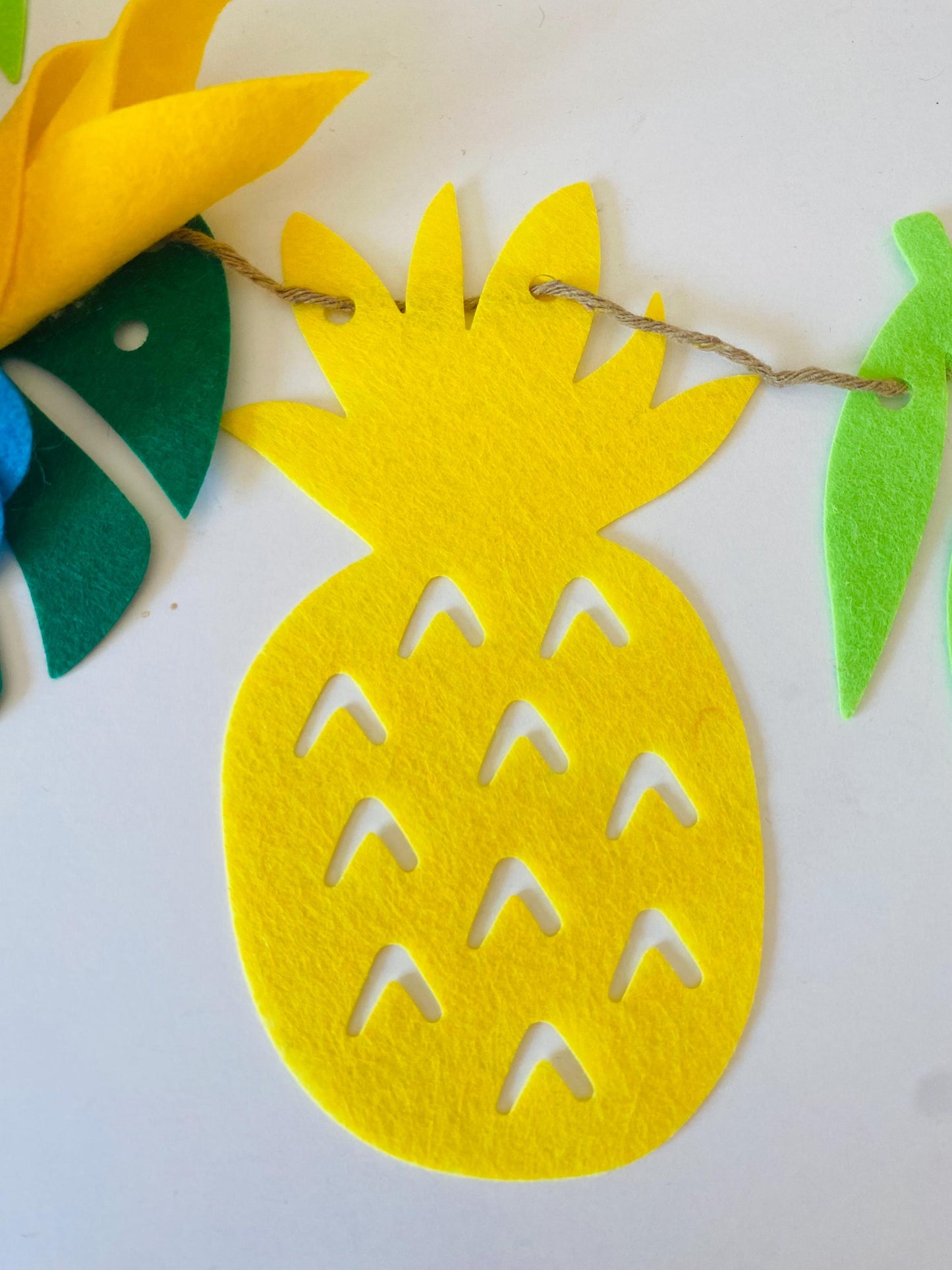 Tropical Hibiscus Pineapple and Monstera Leaf Felt Garland Summer Luau Banner Bunting Wall Hanging Decoration for Parties and Home Decor