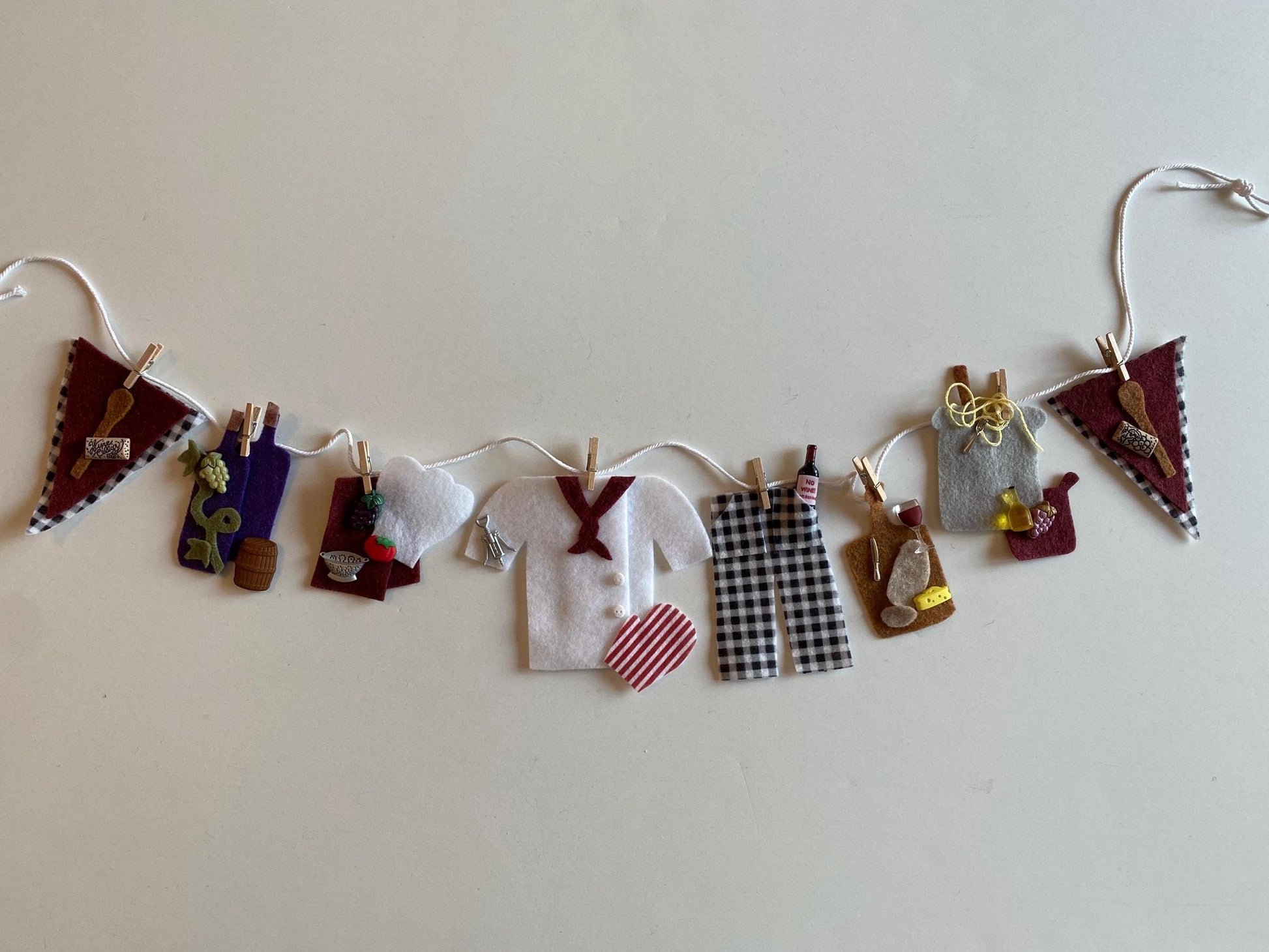 Italian Chef Miniature Felt Clothesline Banner Wine Garland Wall Hanging Bunting Decoration for Wine Lovers