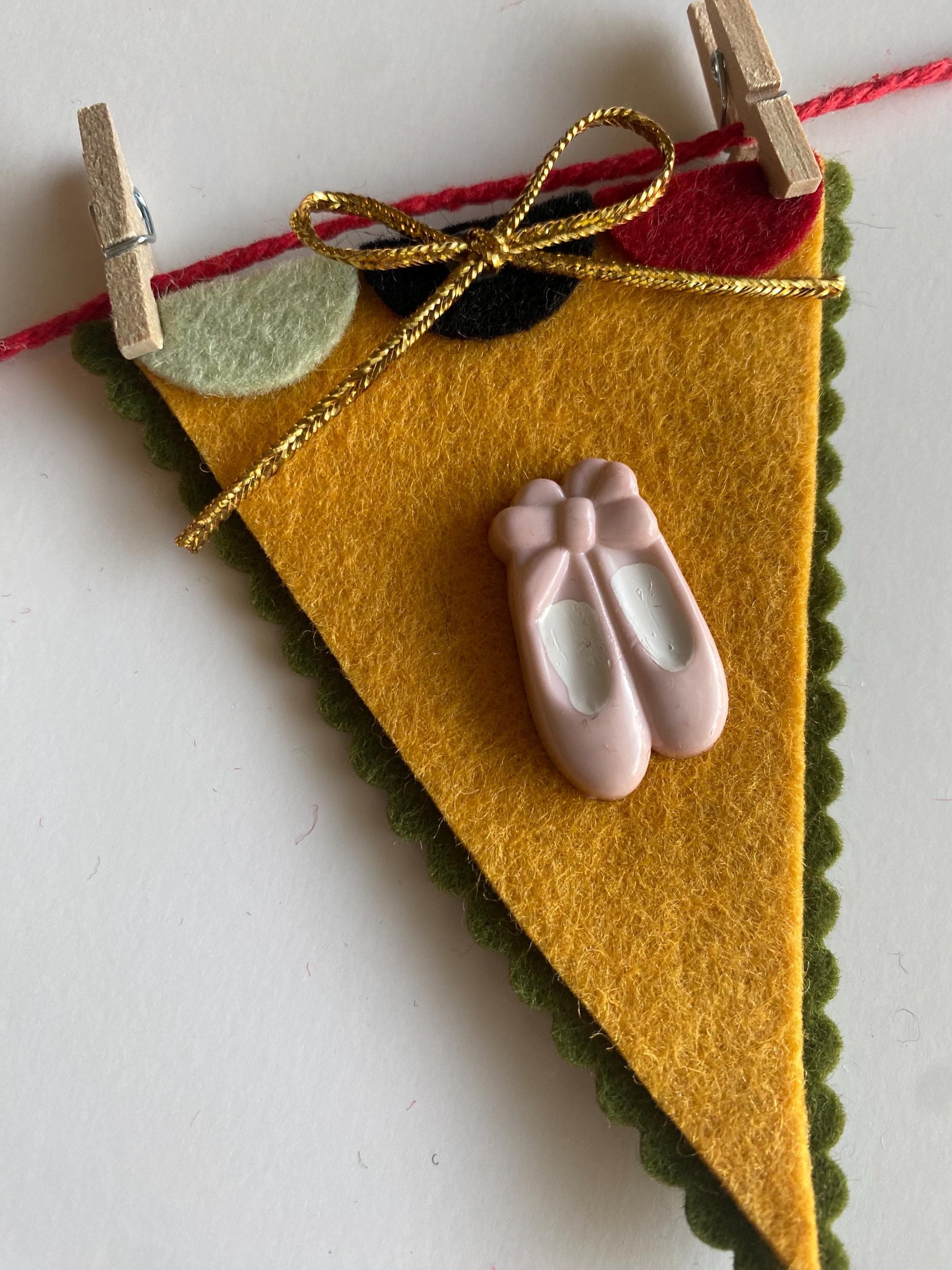 Nutcracker Christmas Banner, The Nutcracker Ballet Garland, Wooden Toy Soldier Bunting, December Holiday Decoration, Fireplace Mantel Swag