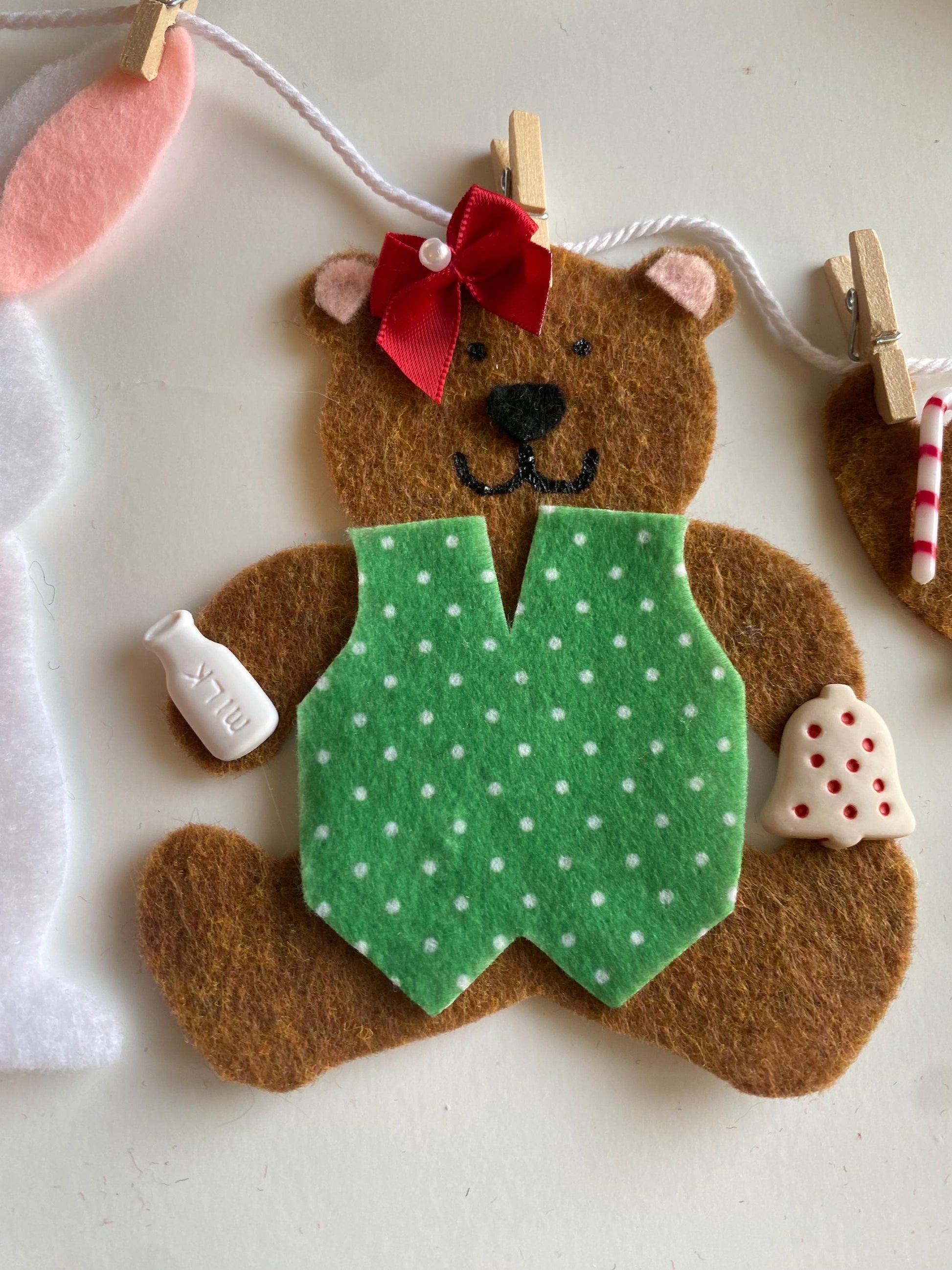 Christmas Animals Banner, Holiday Garland, December Bunting, Wall Hanging Decoration for Fireplace Mantel or Shelf