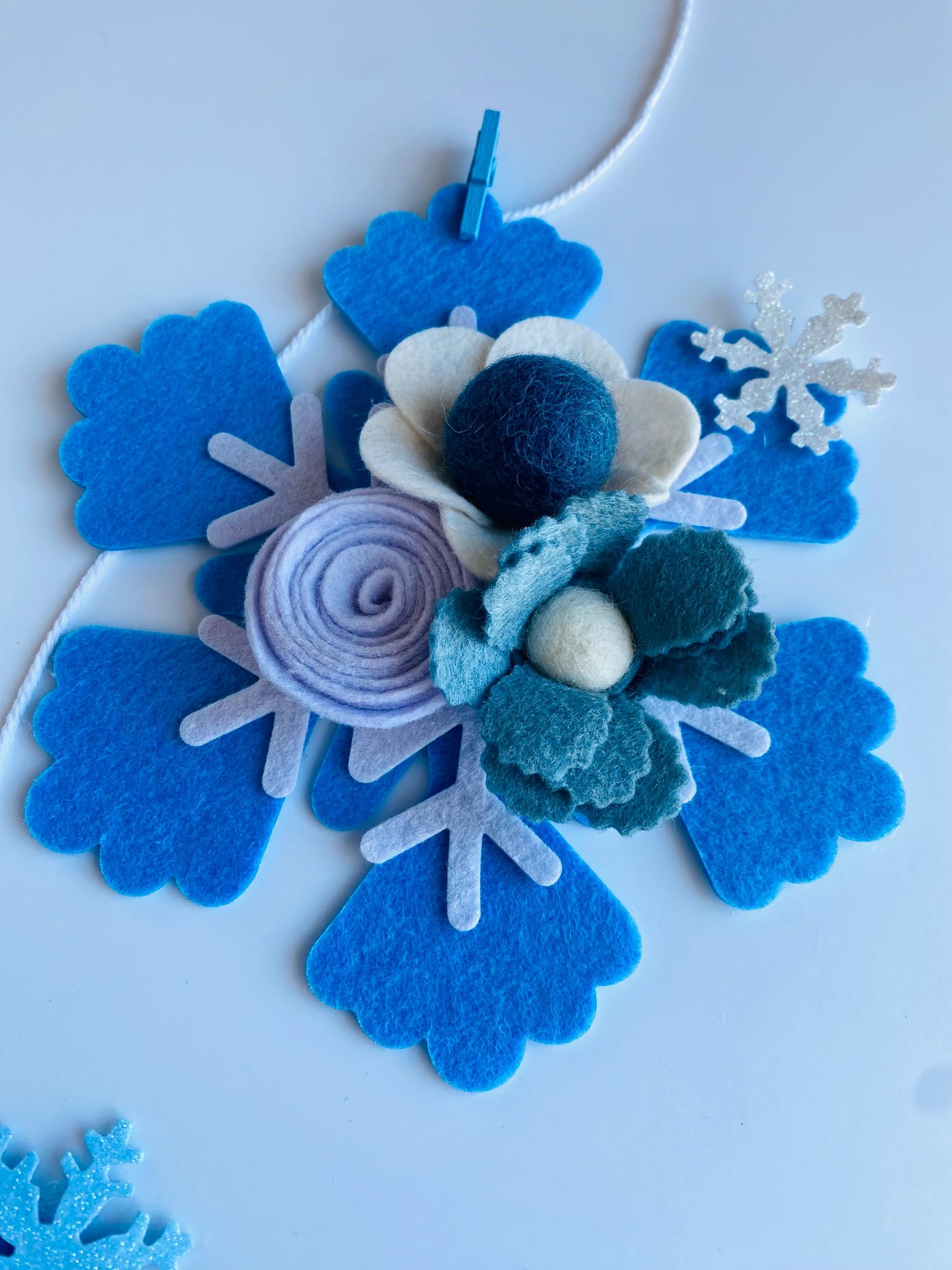 Felt Snowflake Garland with Florals, Felt Snowflake Banner with Flowers, Wall Hanging or Mantel Decoration for Winter