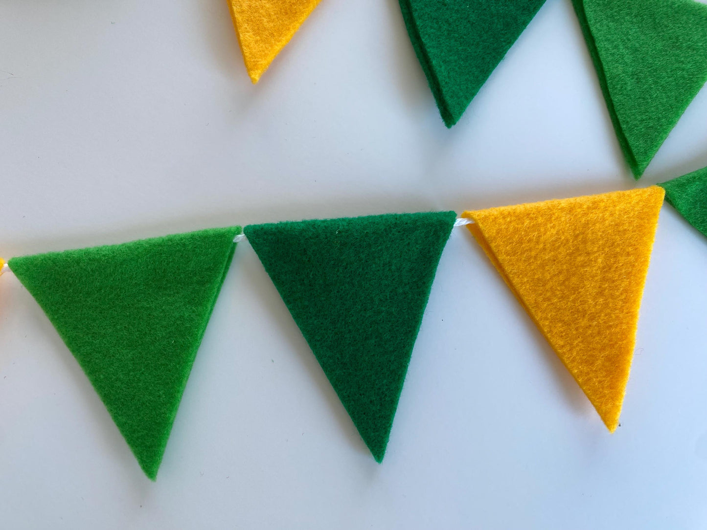 Triangle Bunting, St Patrick’s Day Green and Yellow Triangle Flag Garland, Mardi Gras Bunting, 6 feet long Felt Mantel Swag