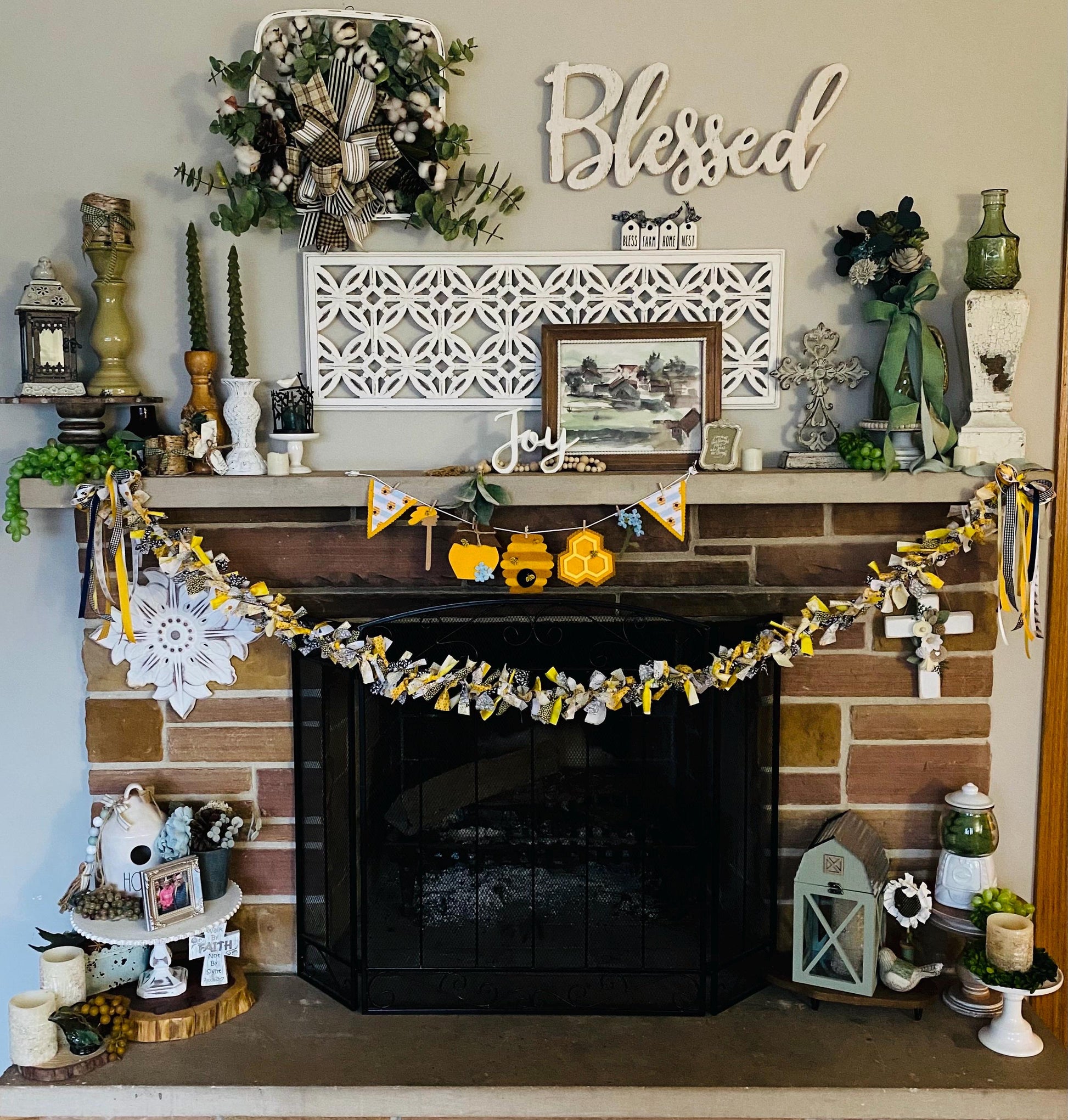 Bee Garland, Bee Hive Decoration, Spring Fabric Garland, Bumble Bee Bunting, Honey Banner, Honeybee Decor, Honey Bee Banner, Set of Two