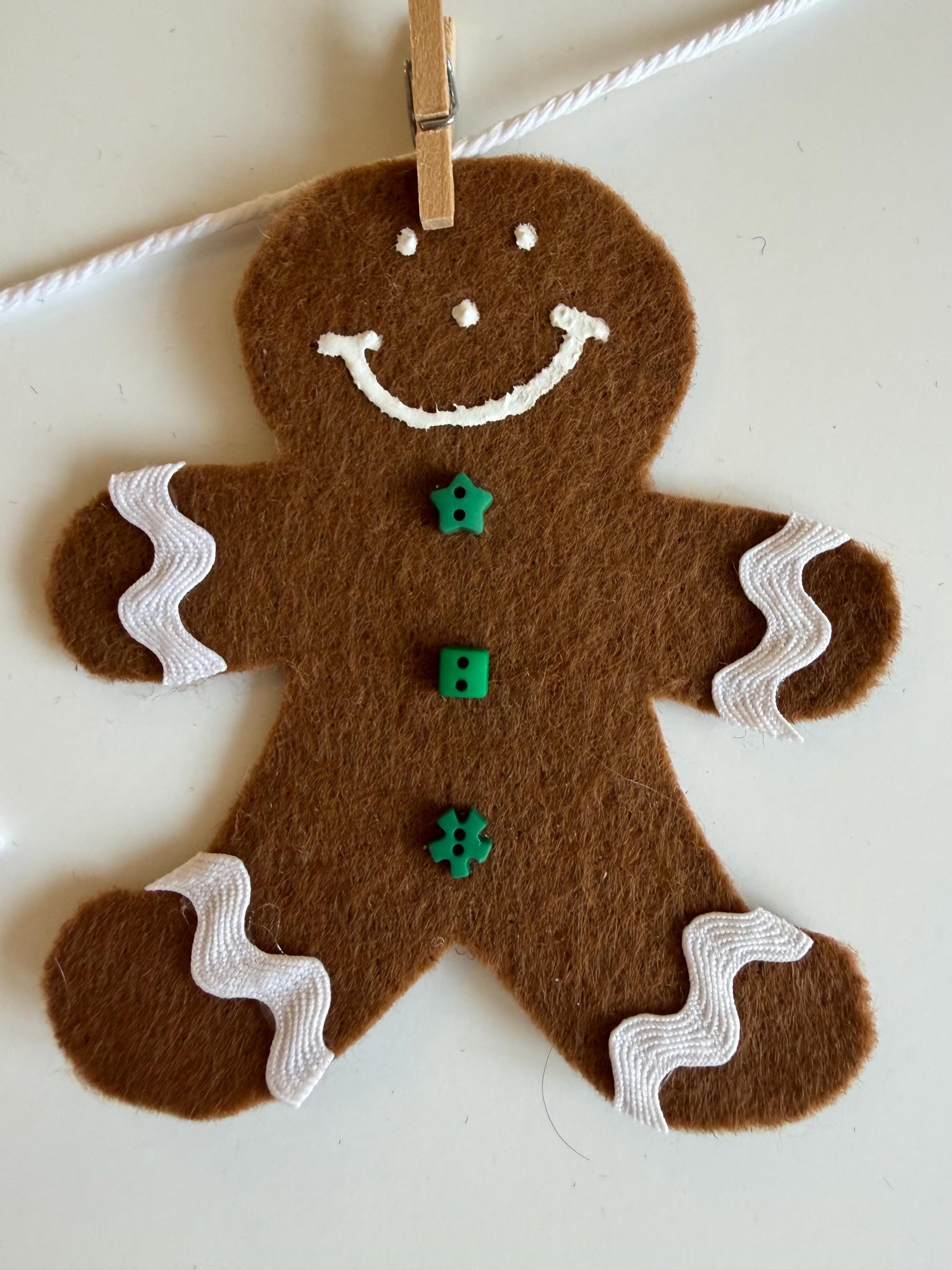 Christmas Gingerbread Baking Miniature Clothesline Decoration