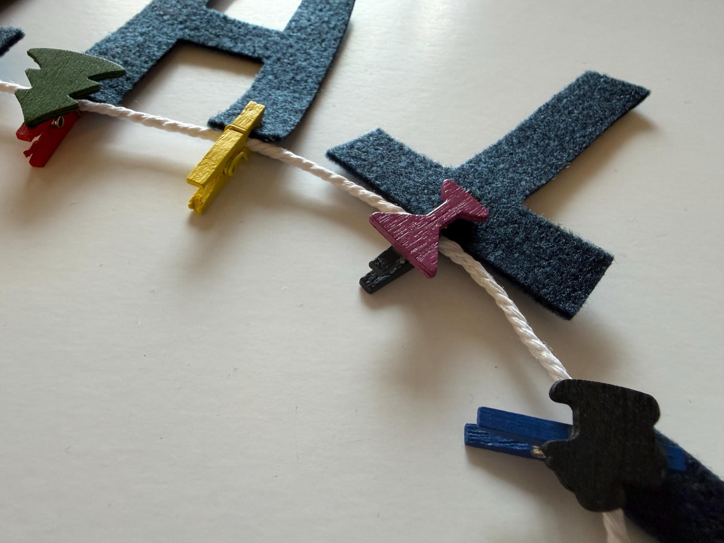 Happy Everything Banner Clothesline Garland for Holidays and Home Decoration